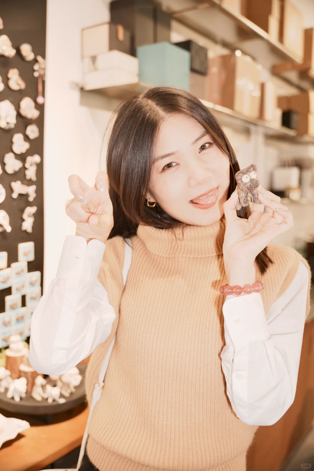 也是拍上性感大片了