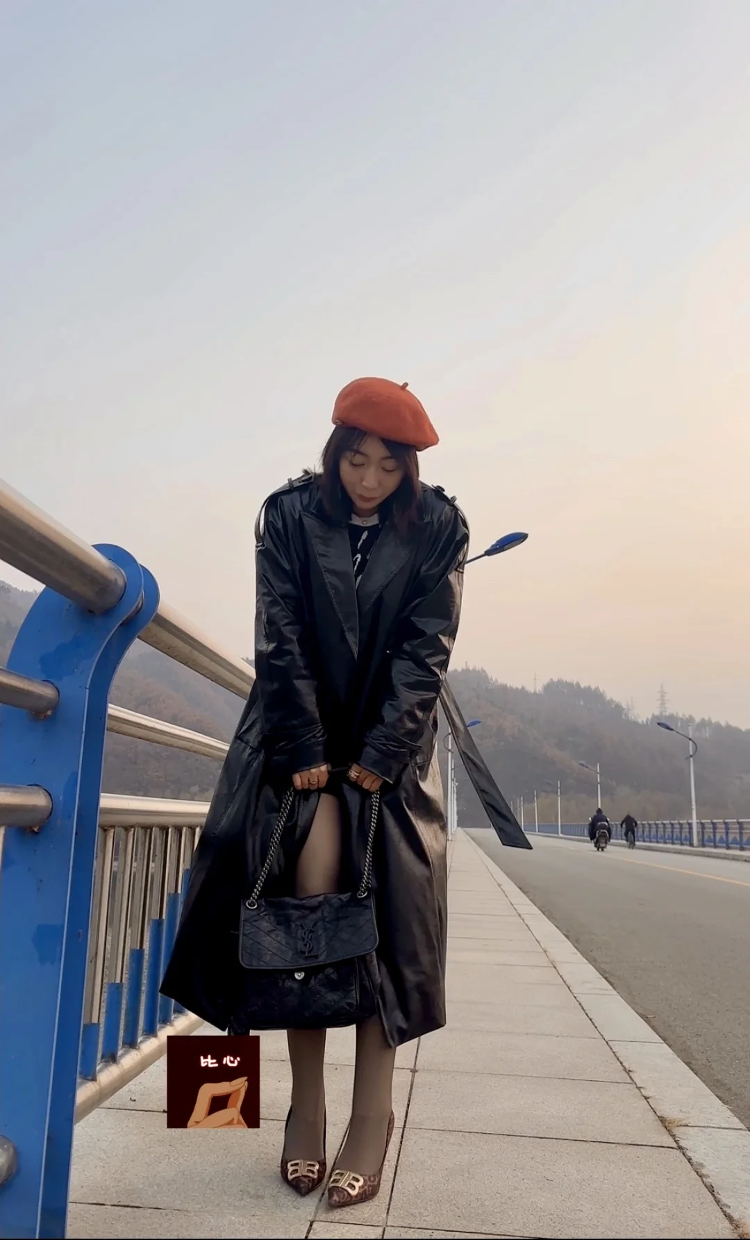 周末健身女生要放松反差一些