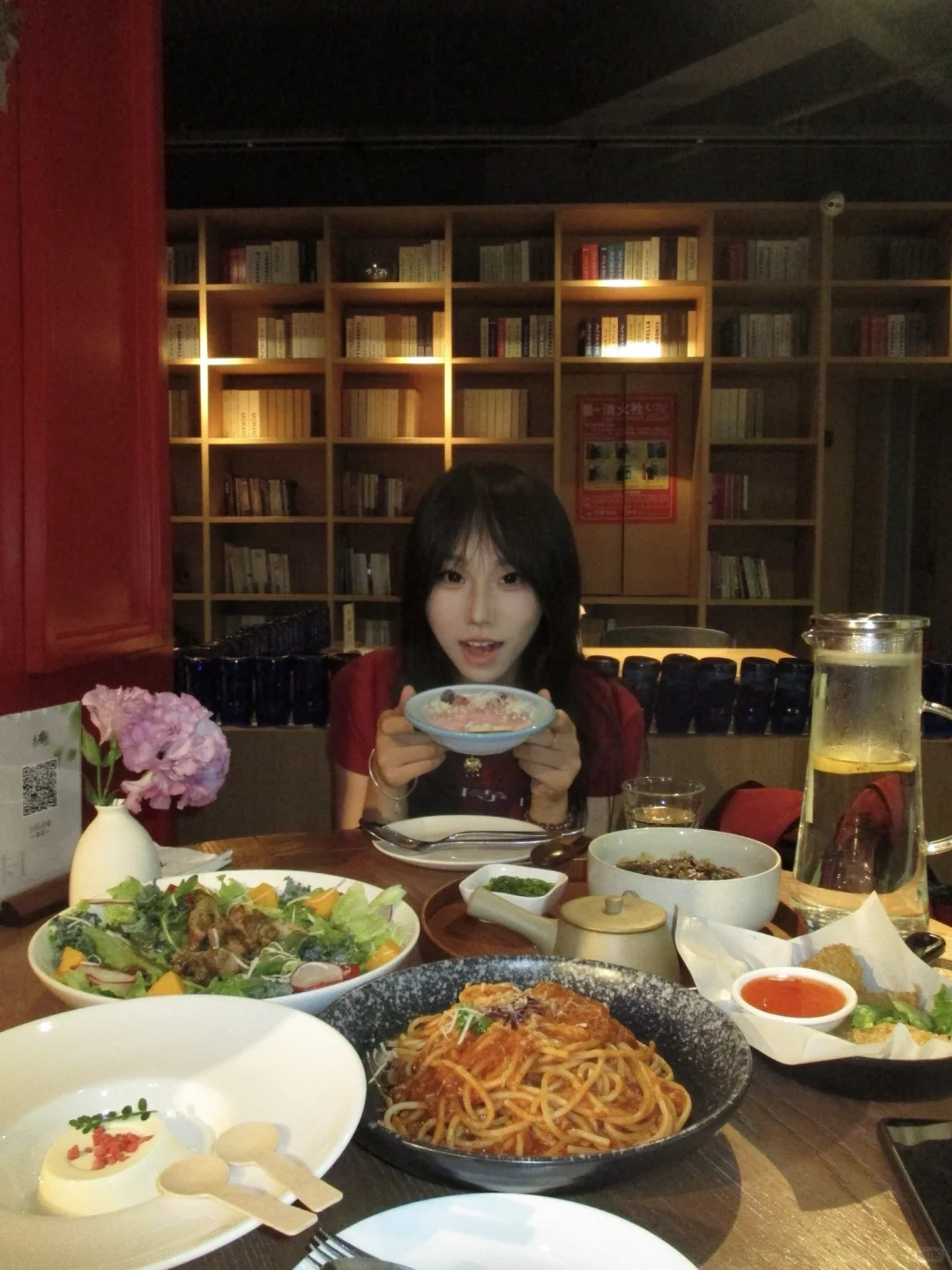 跟我一起吃饭吧姐姐