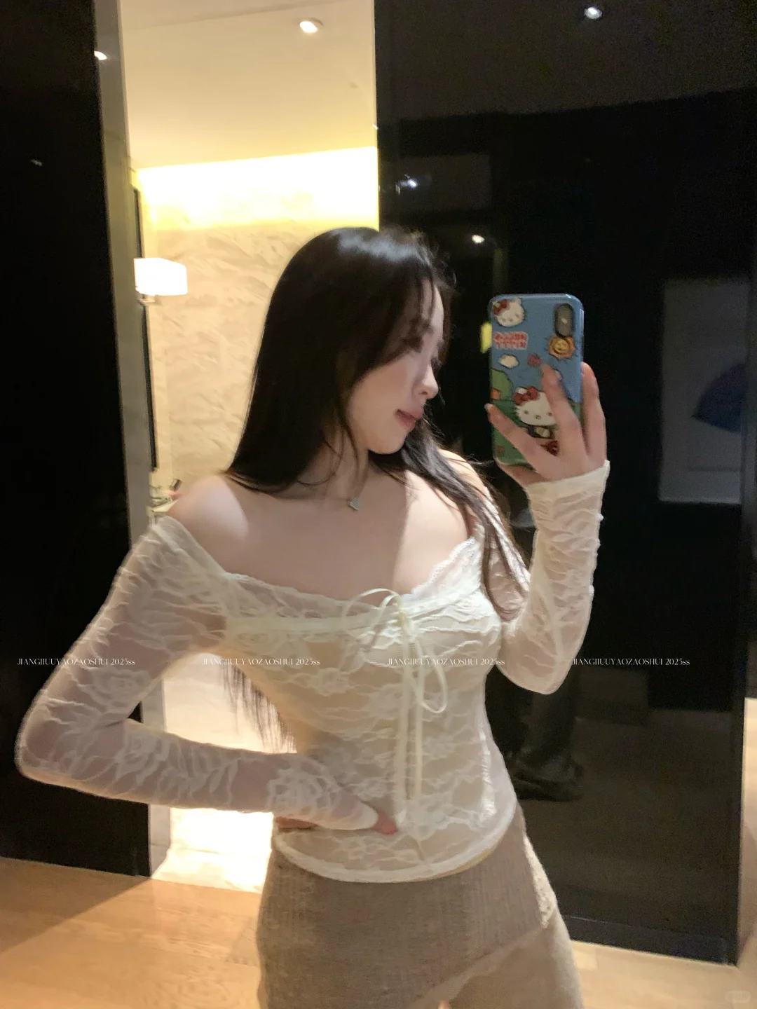 可正常 可斜肩 可一字领穿