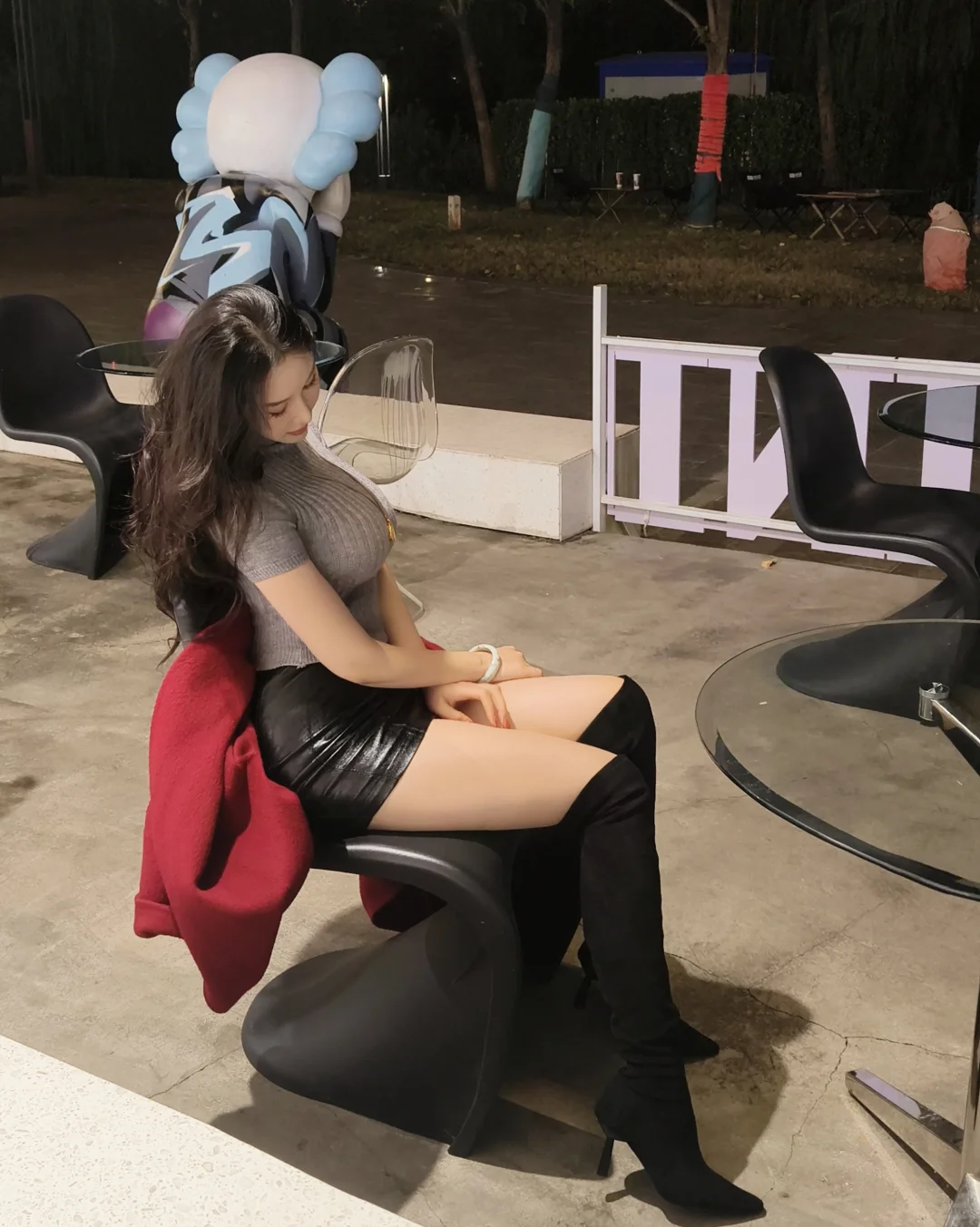 冷色调的外拍，喜欢ootd～～