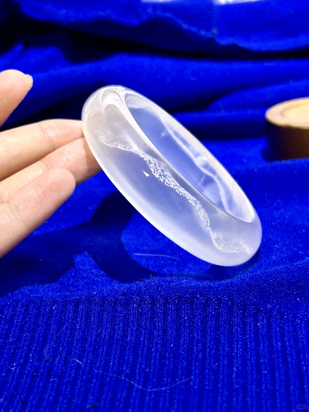 已经🈚啦自珍毕业白婚纱