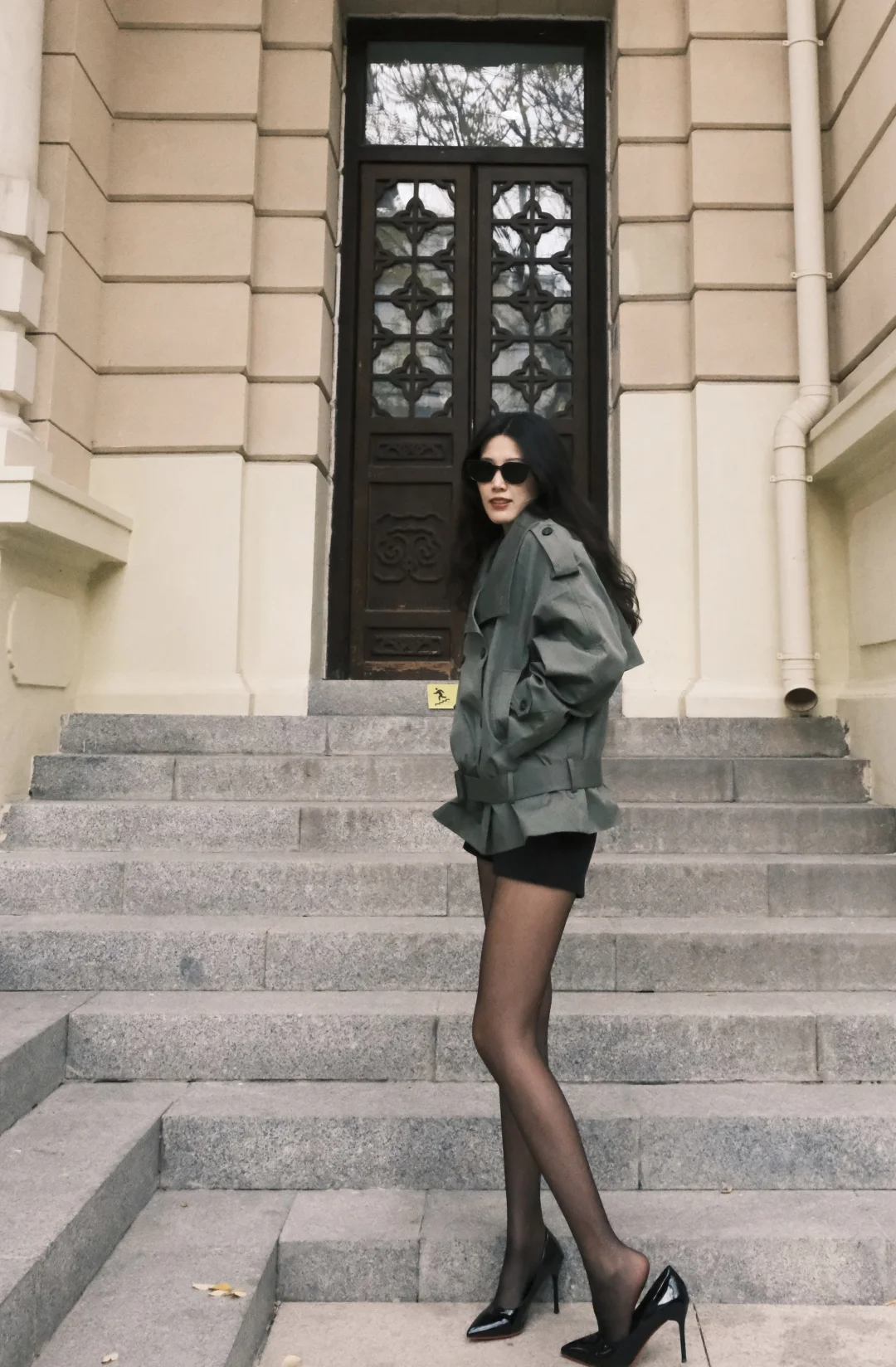 存一组御姐感的拍照姿势🖤