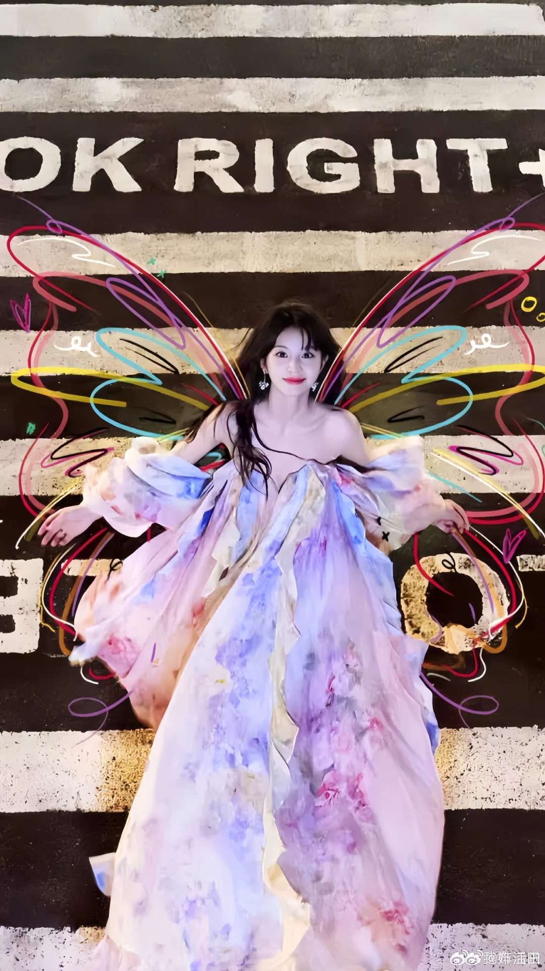 有人线下见过她吗？老天给她关了哪扇门？