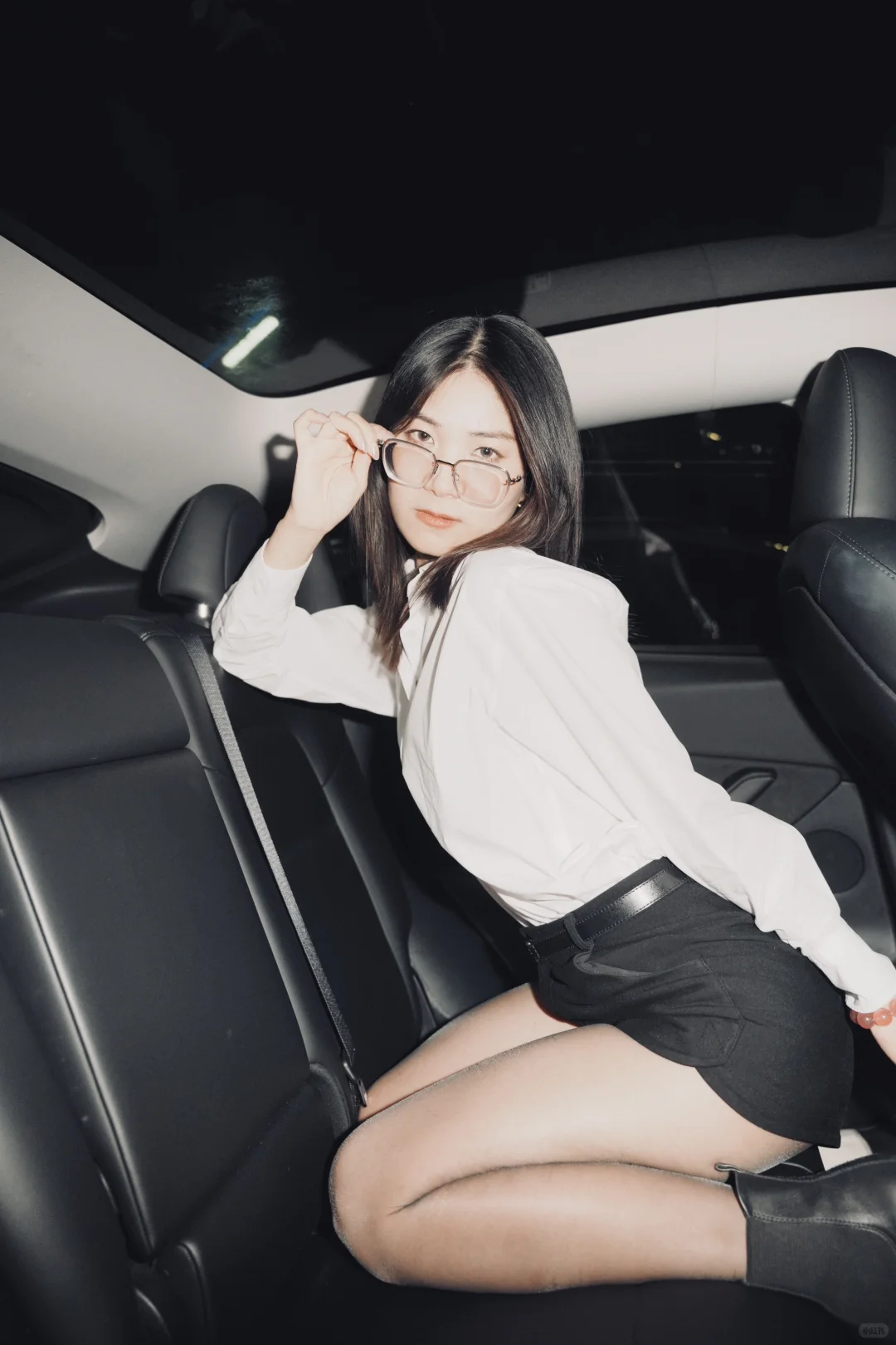 也是拍上性感大片了