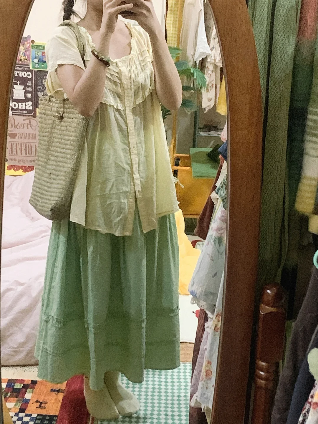 live图 每一套都可以配洞洞鞋的i人海边穿搭