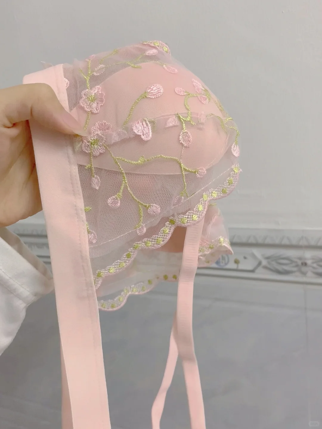 好甜好嫩的粉色内衣👙才20+💰小胸闭眼入