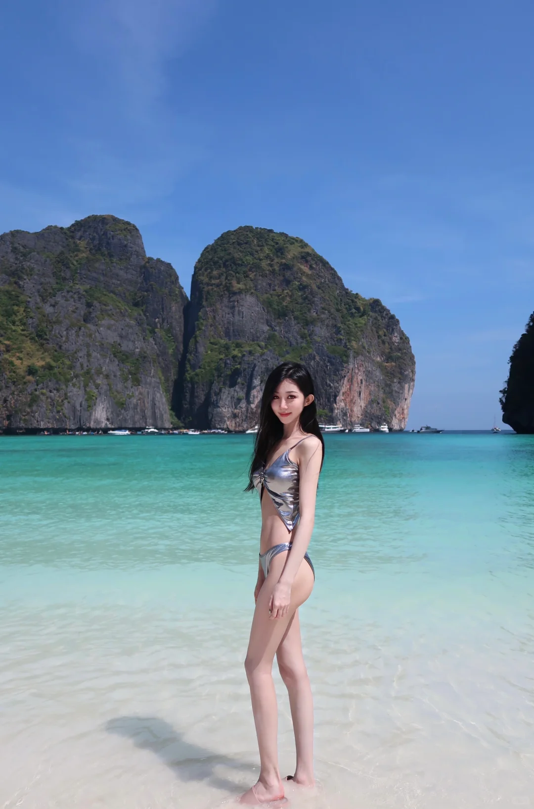 Maya Bay is full of mafia🌴