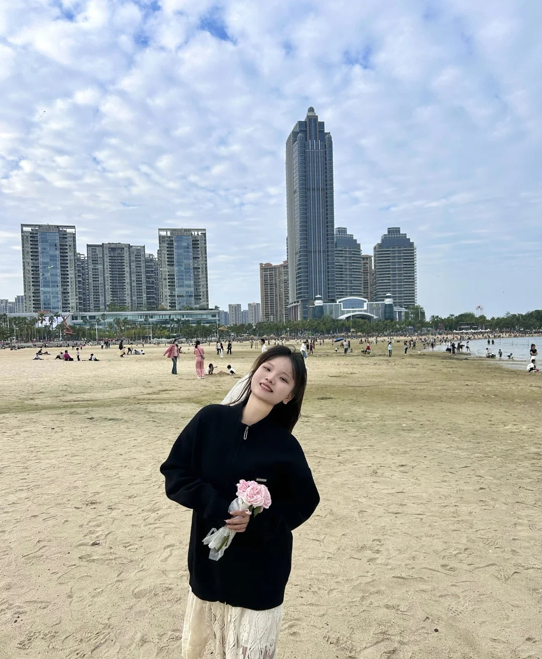 海边这样子穿也太美了吧