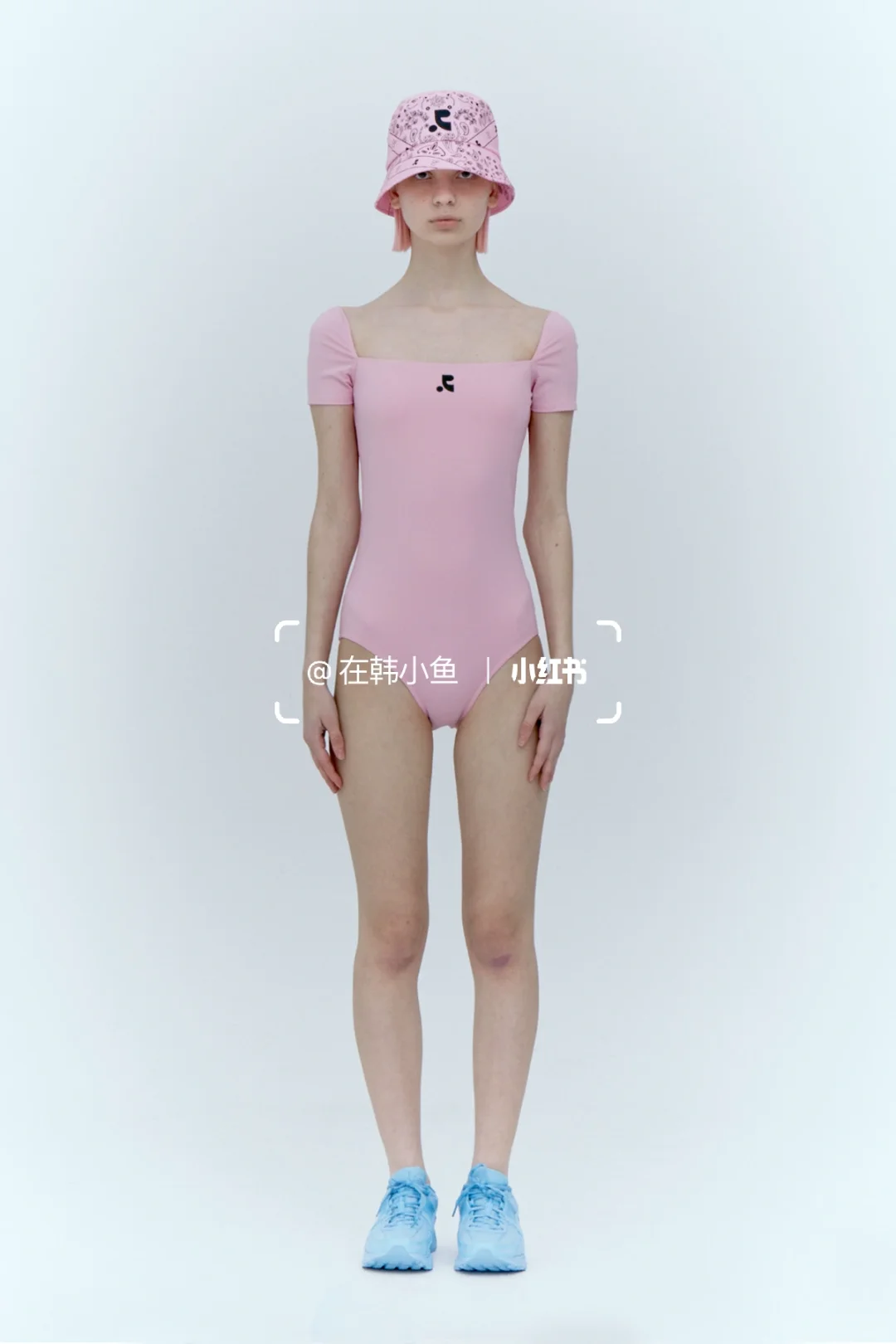 有谁还不知道rr🇰🇷泳衣在打5️⃣折/4️⃣折！