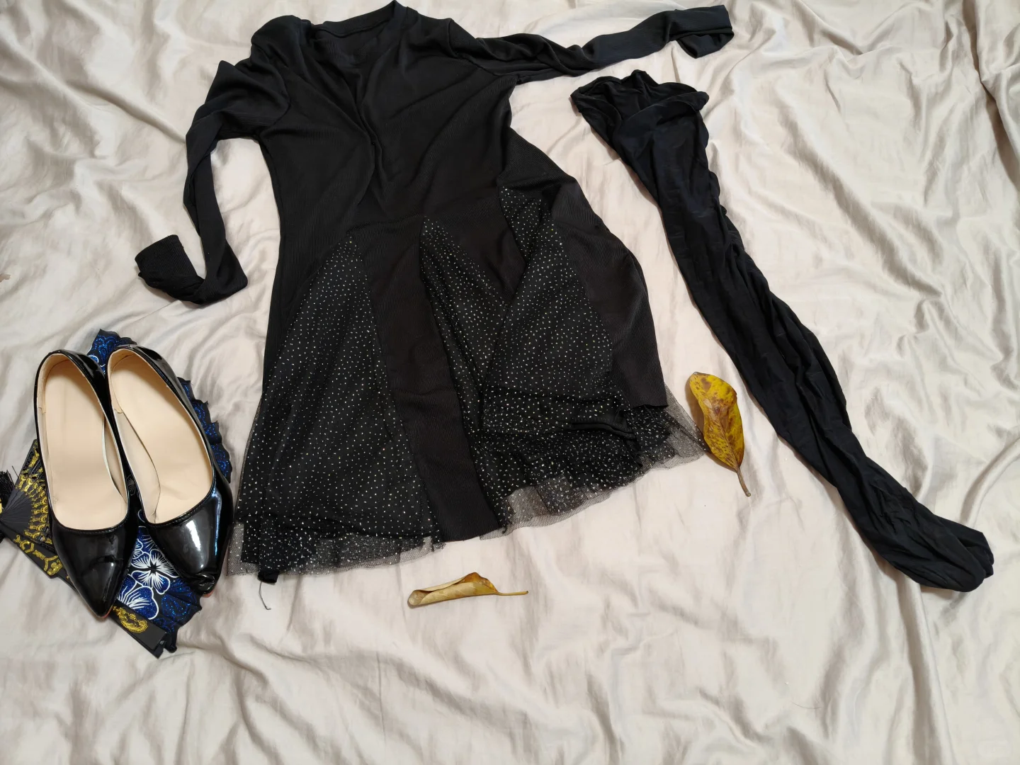 左滑，人妻感上身