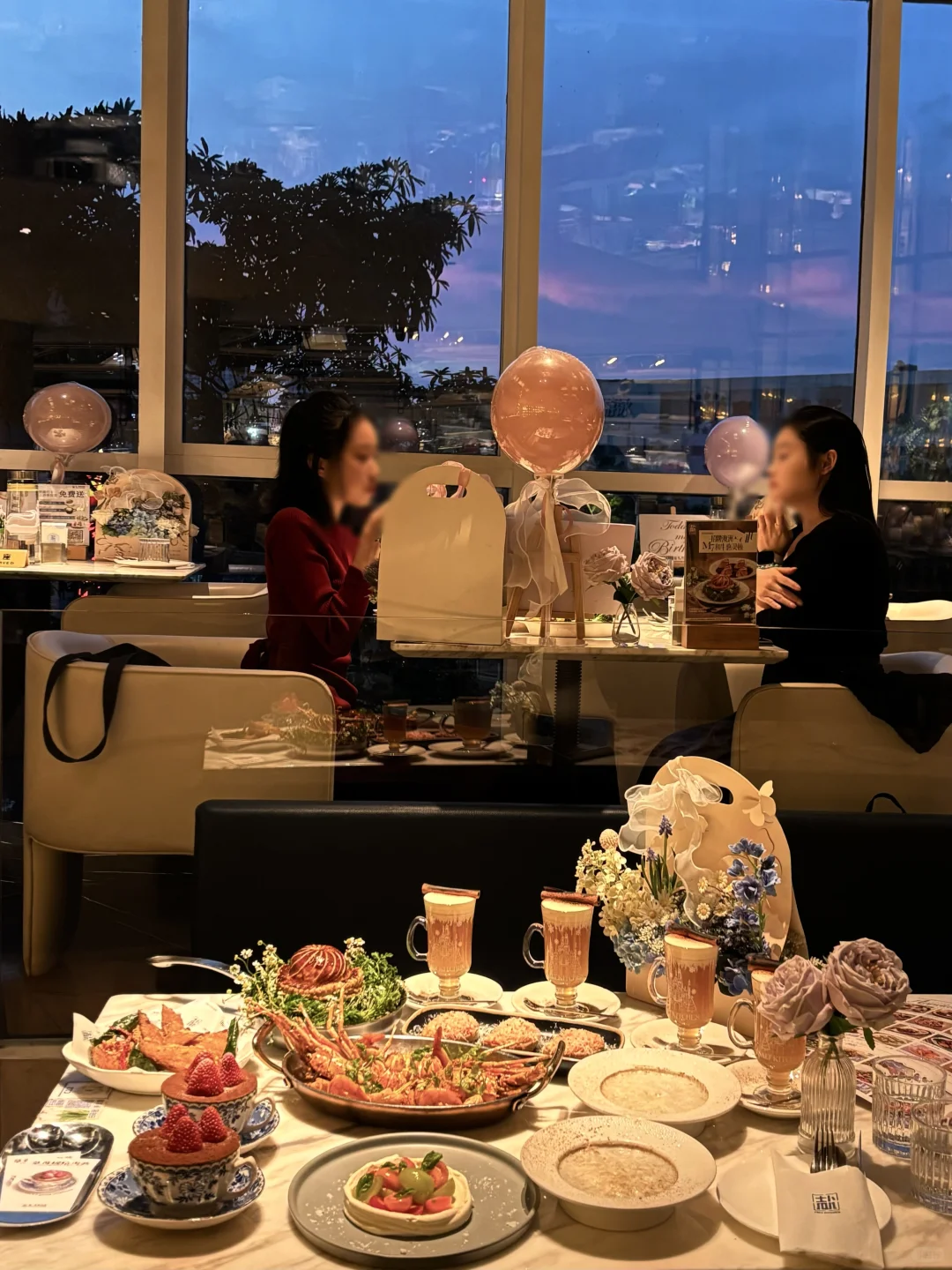 广州体育西！！吃到人生草莓Tiramisu🍓！！