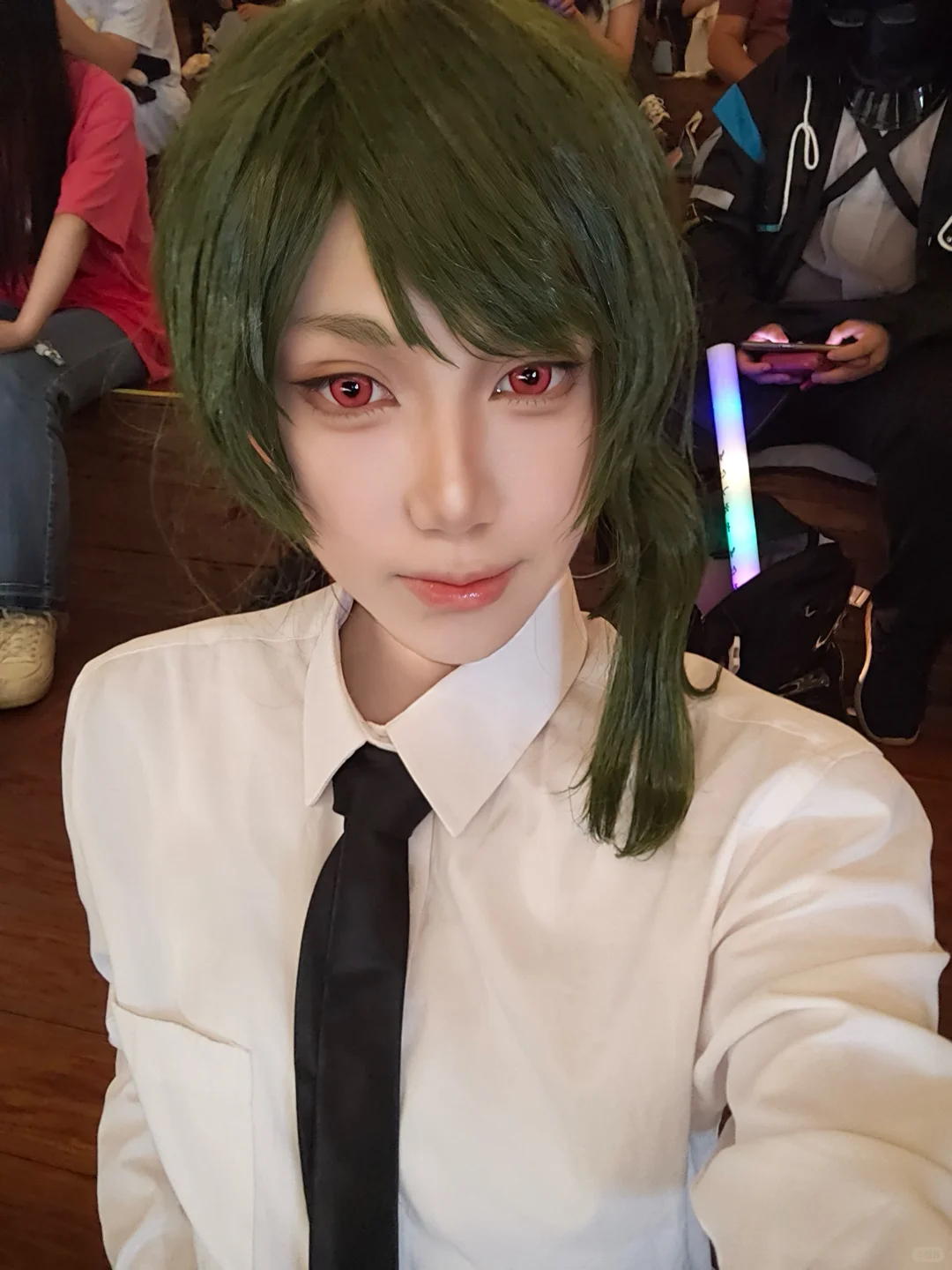 想看绿色头发的绿猫