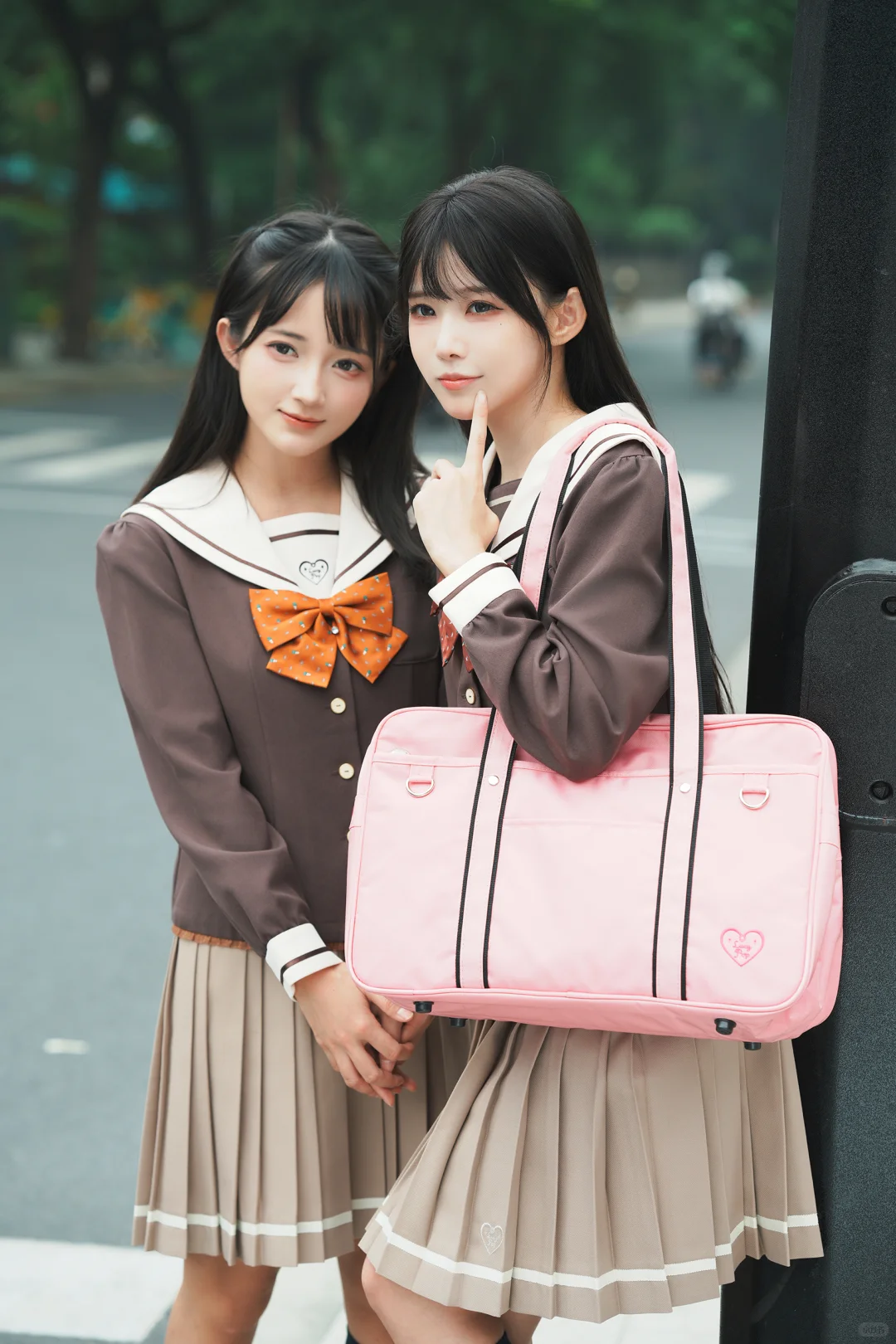 「LucyPop」王冠图柄领结，来着秋天的配色