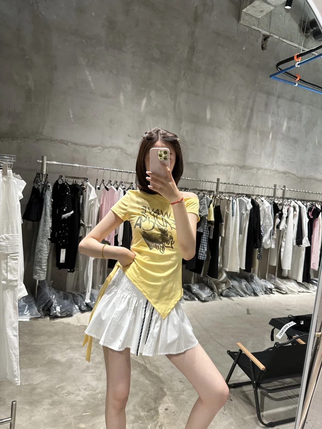 裙子短关我腿长什么事呀