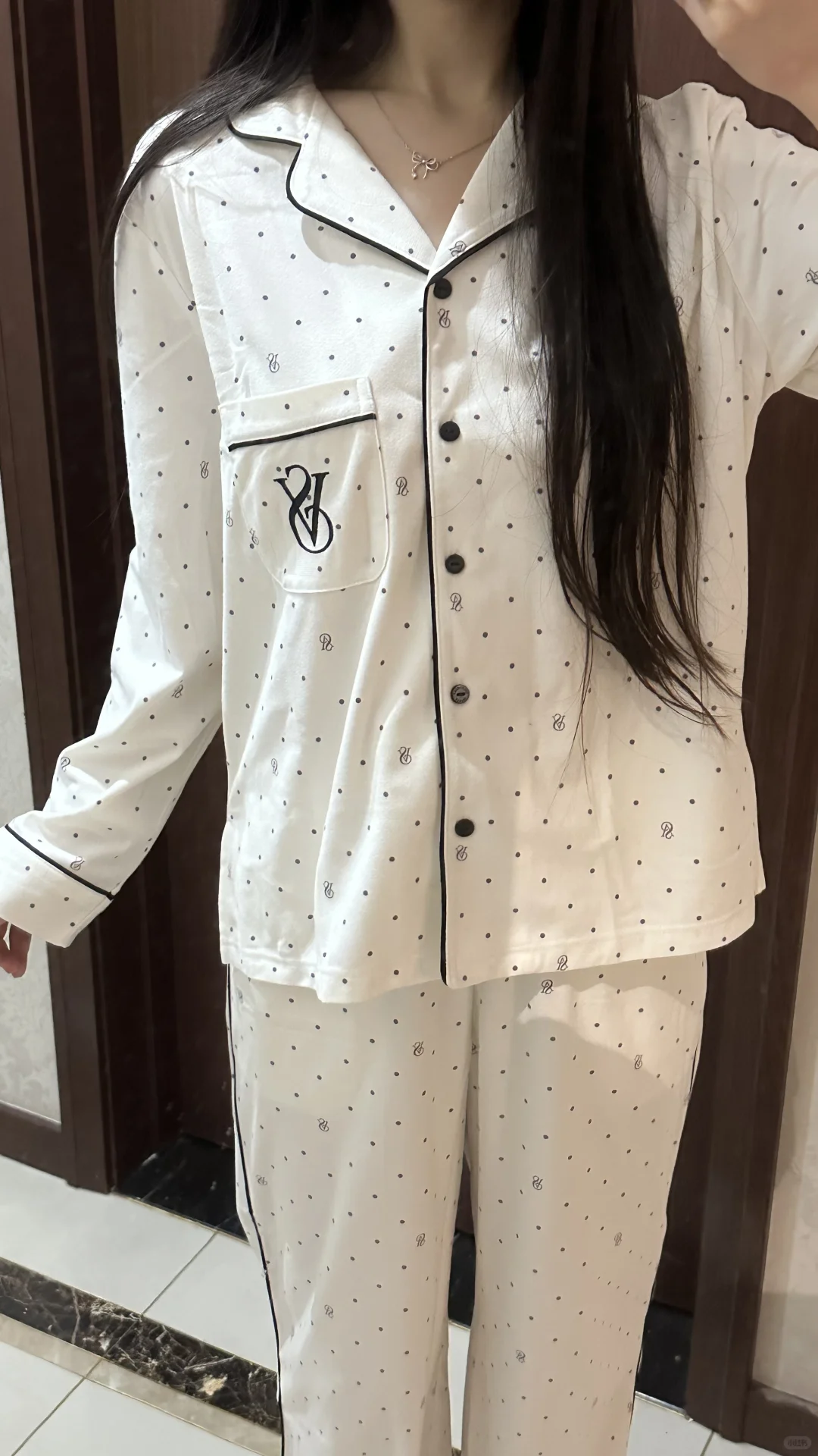 维秘睡衣留哪件