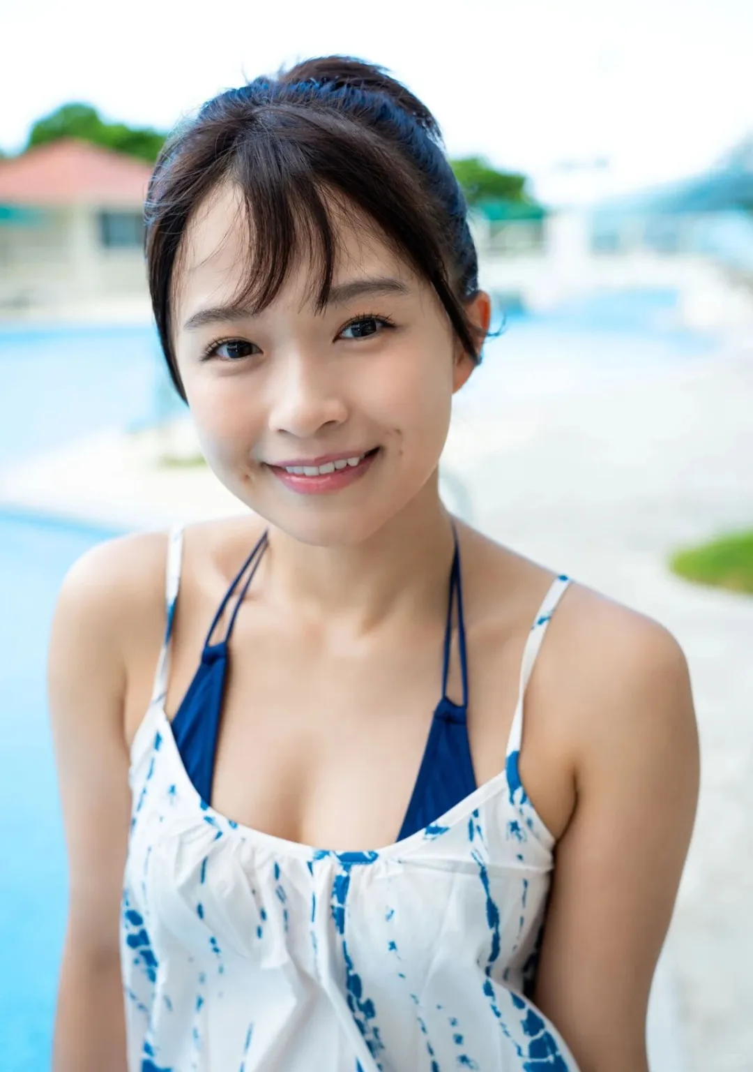 百川晴香写真集 はるか南西にて