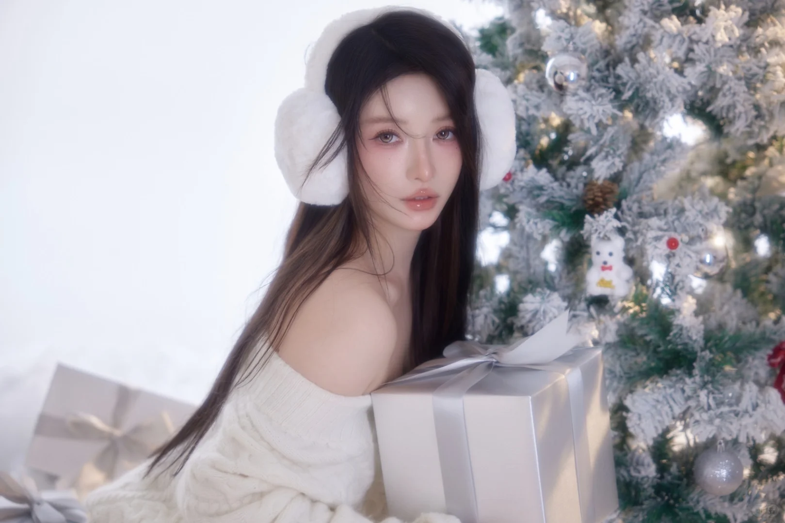 🌟圣诞树前的温柔瞬间🎁被礼物和灯光治愈了