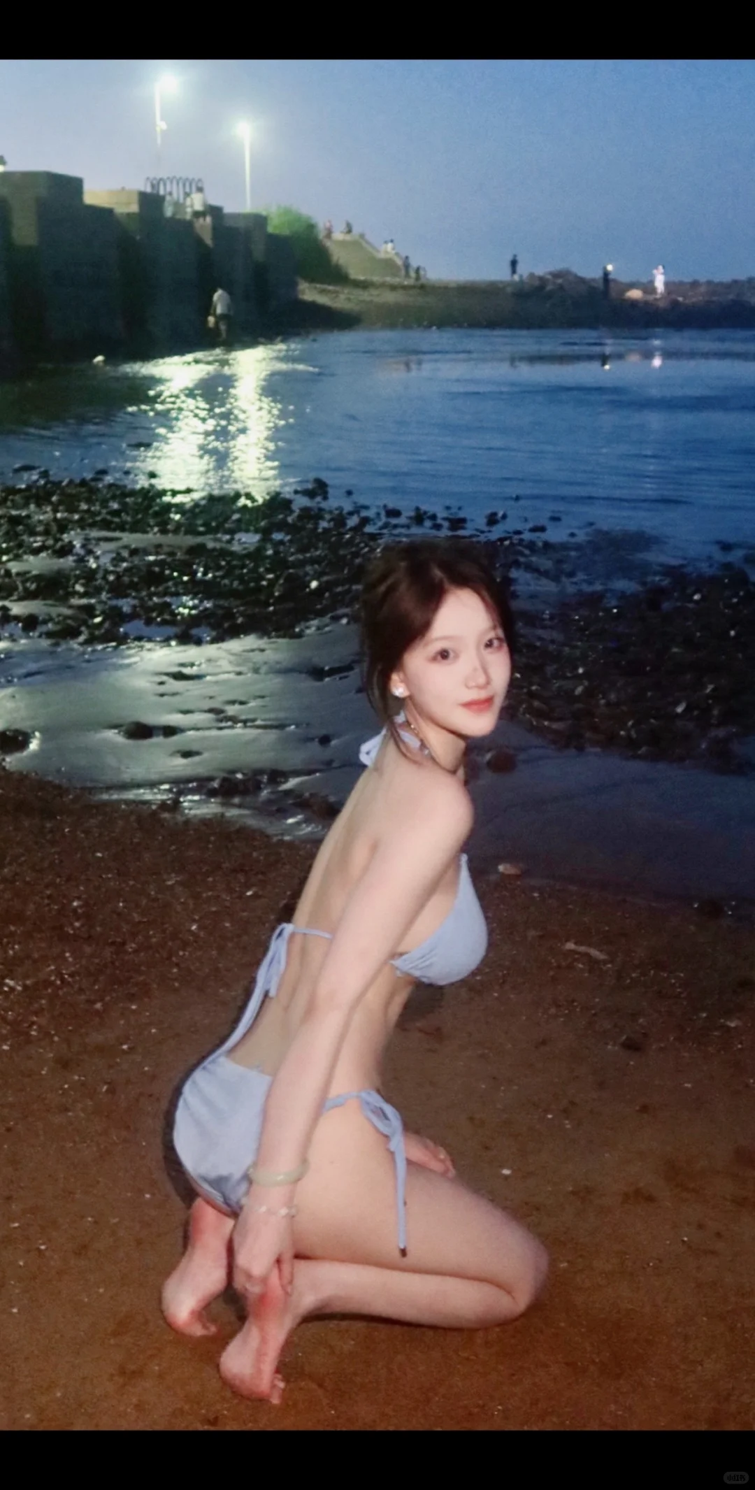 在夜里看海在梦里相爱