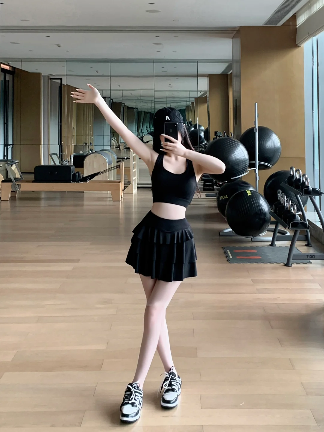 女生审美，🖤还是🤍？