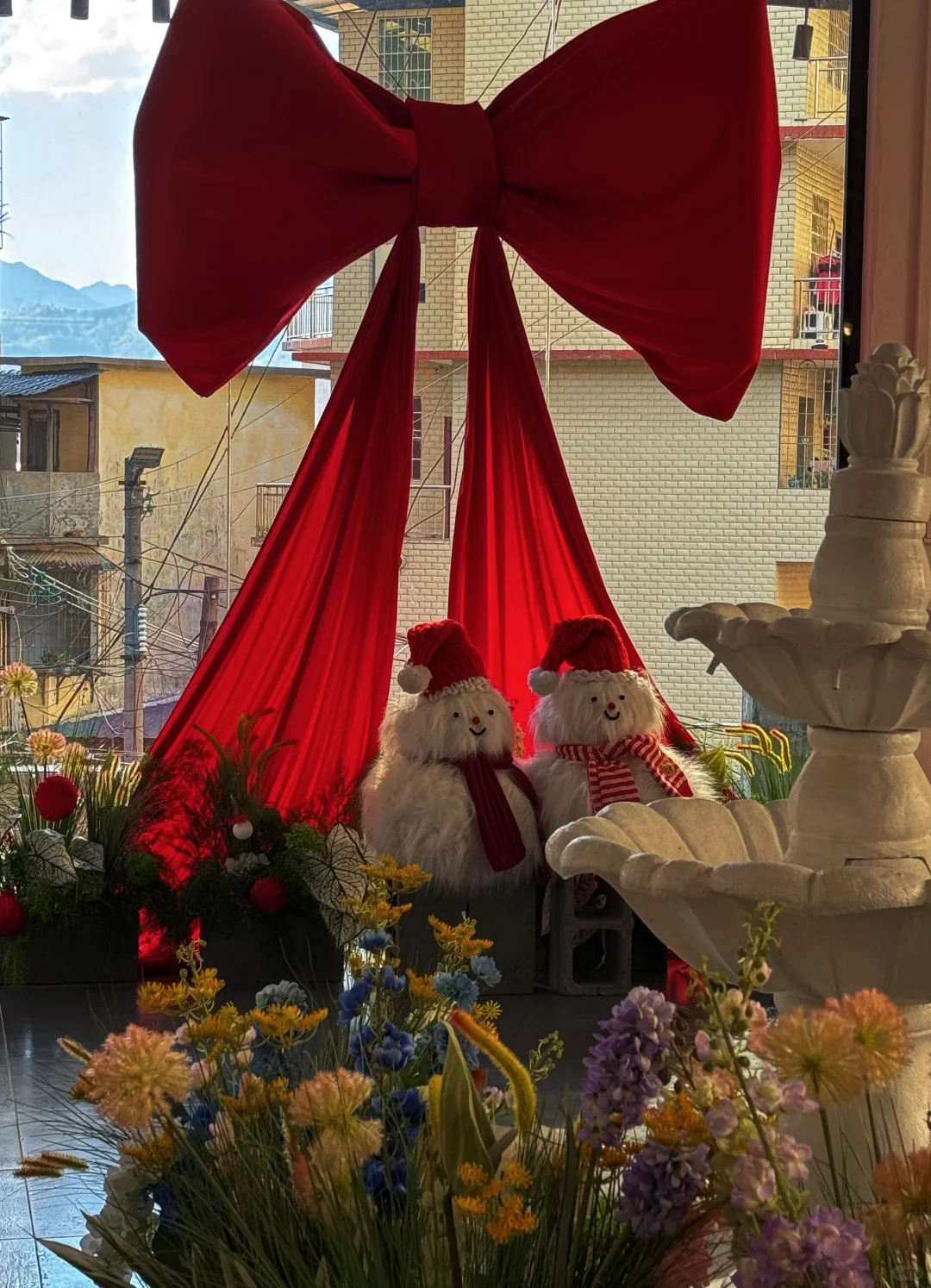 救命！这家店把圣诞浪漫焊在店里了