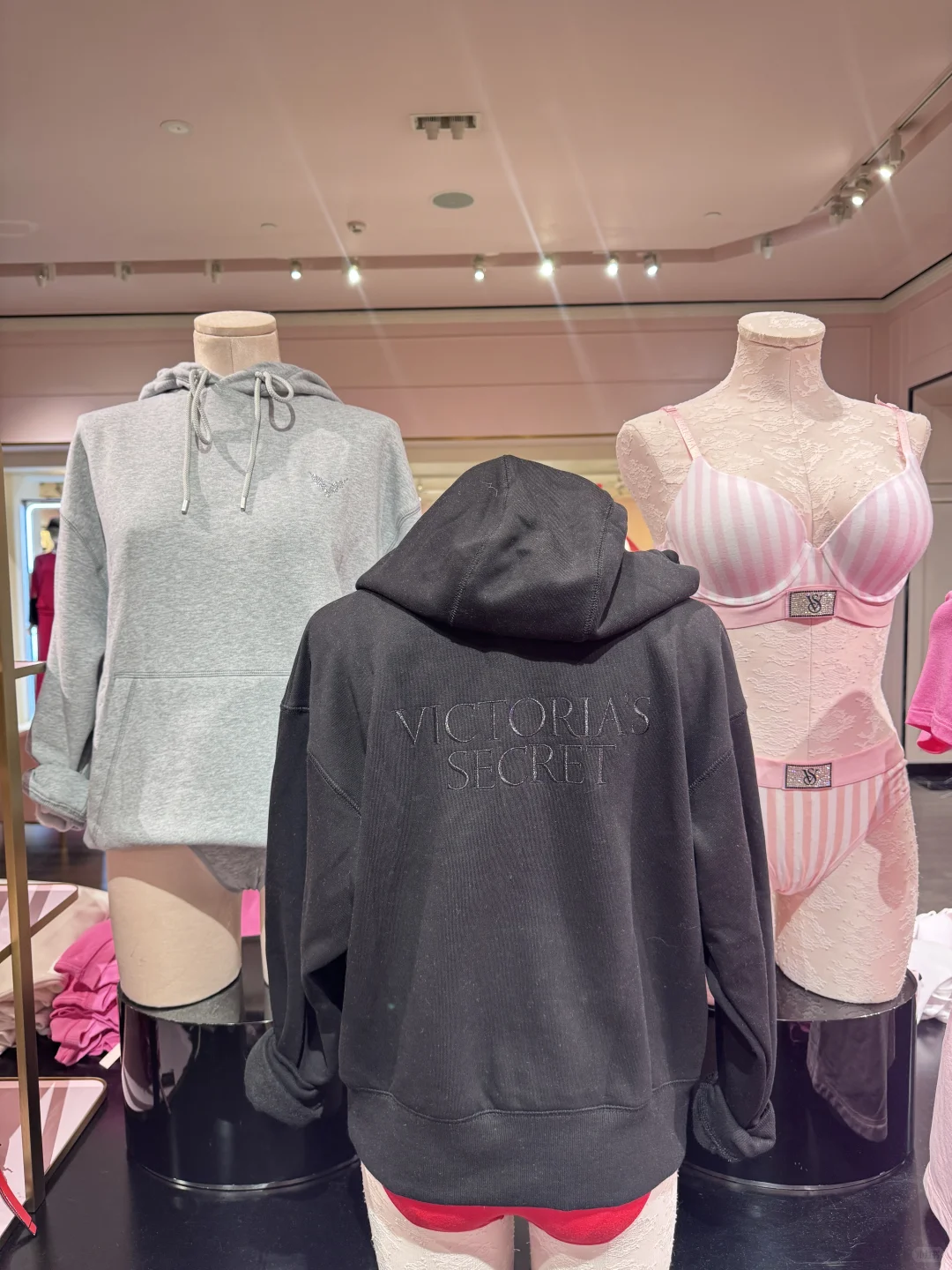 什么？维密还有休闲服装？