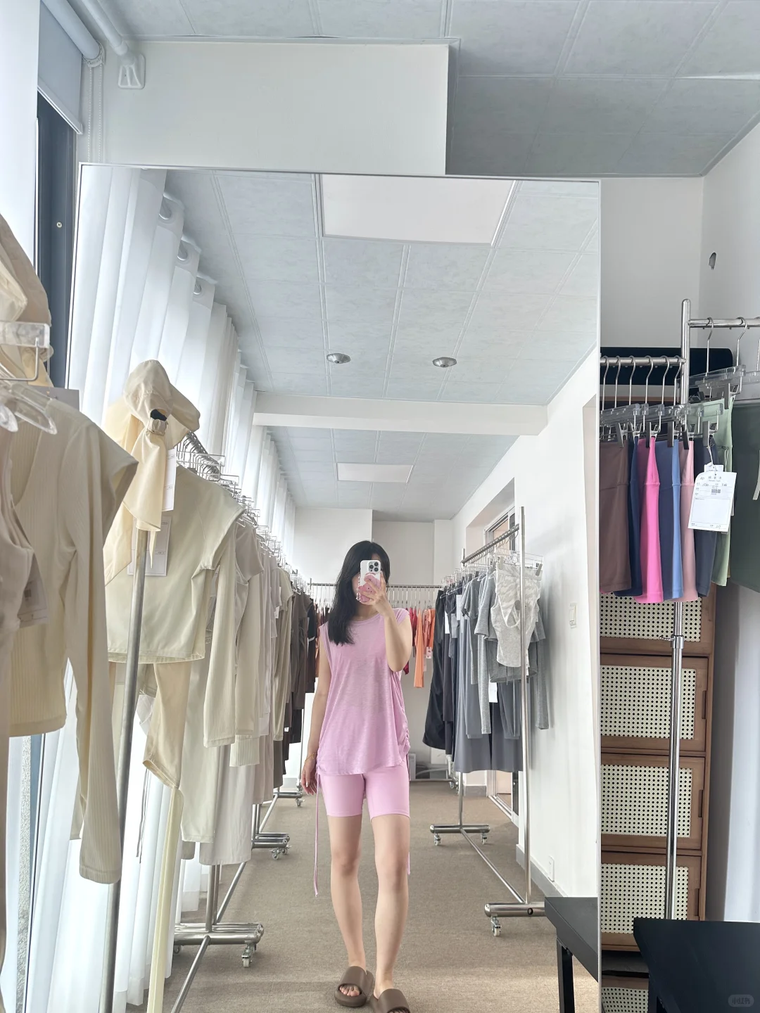 一眼爱的粉色系瑜伽健身穿搭🩷