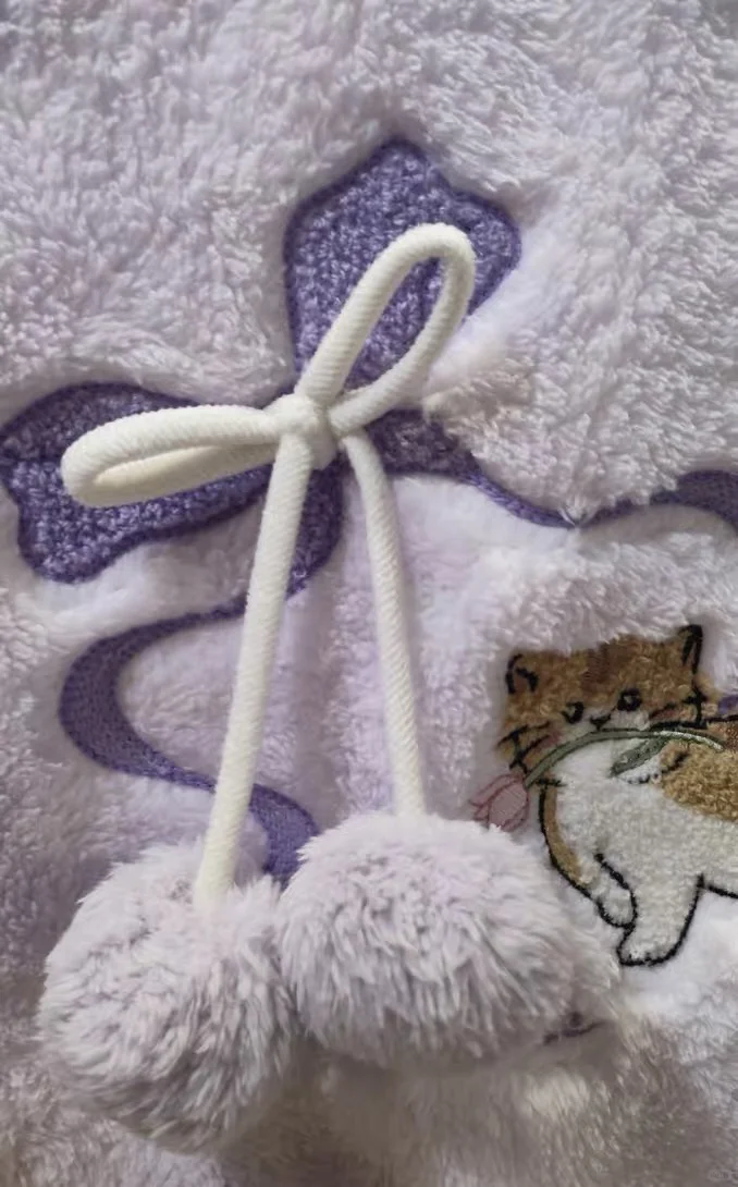 罗丽丝睡衣大甩卖