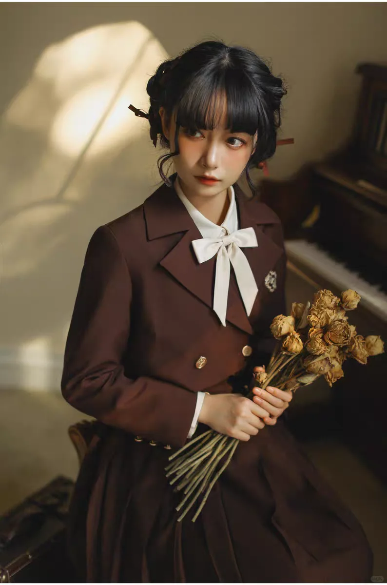 随机抽衣服第三弹，这期是胡桃木护奶裙