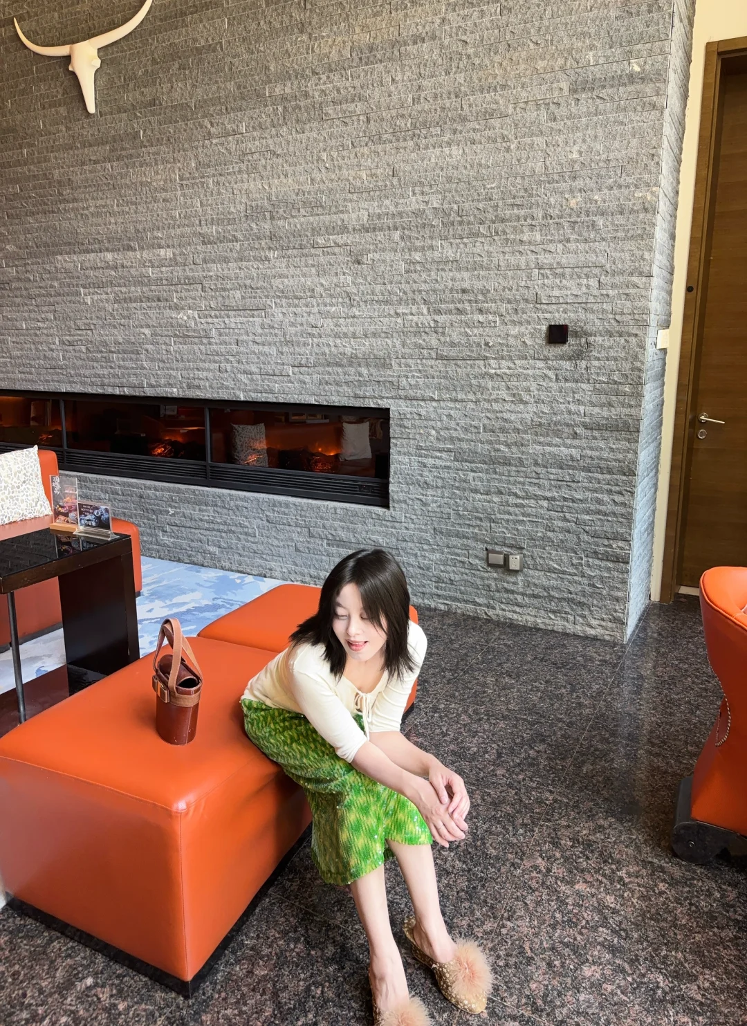 我是比他大三岁的轻熟女.