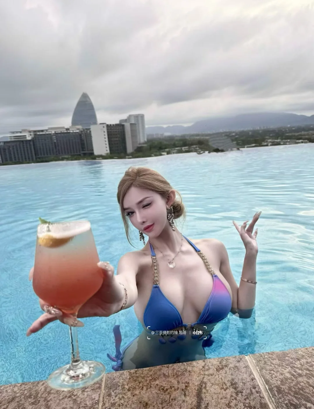 谁懂啊！这套渐变 bikini 直接美到犯规✨