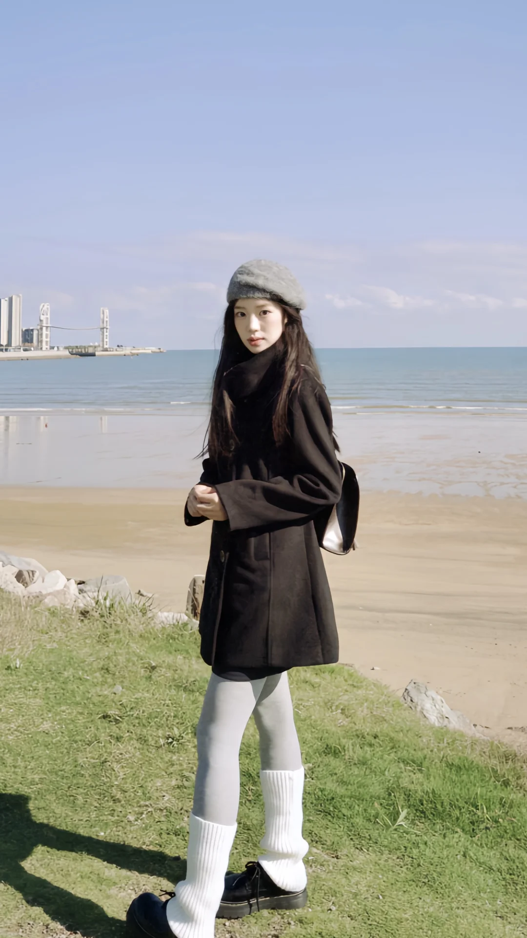 黑色大衣-秋冬海边🌊氛围感的神～