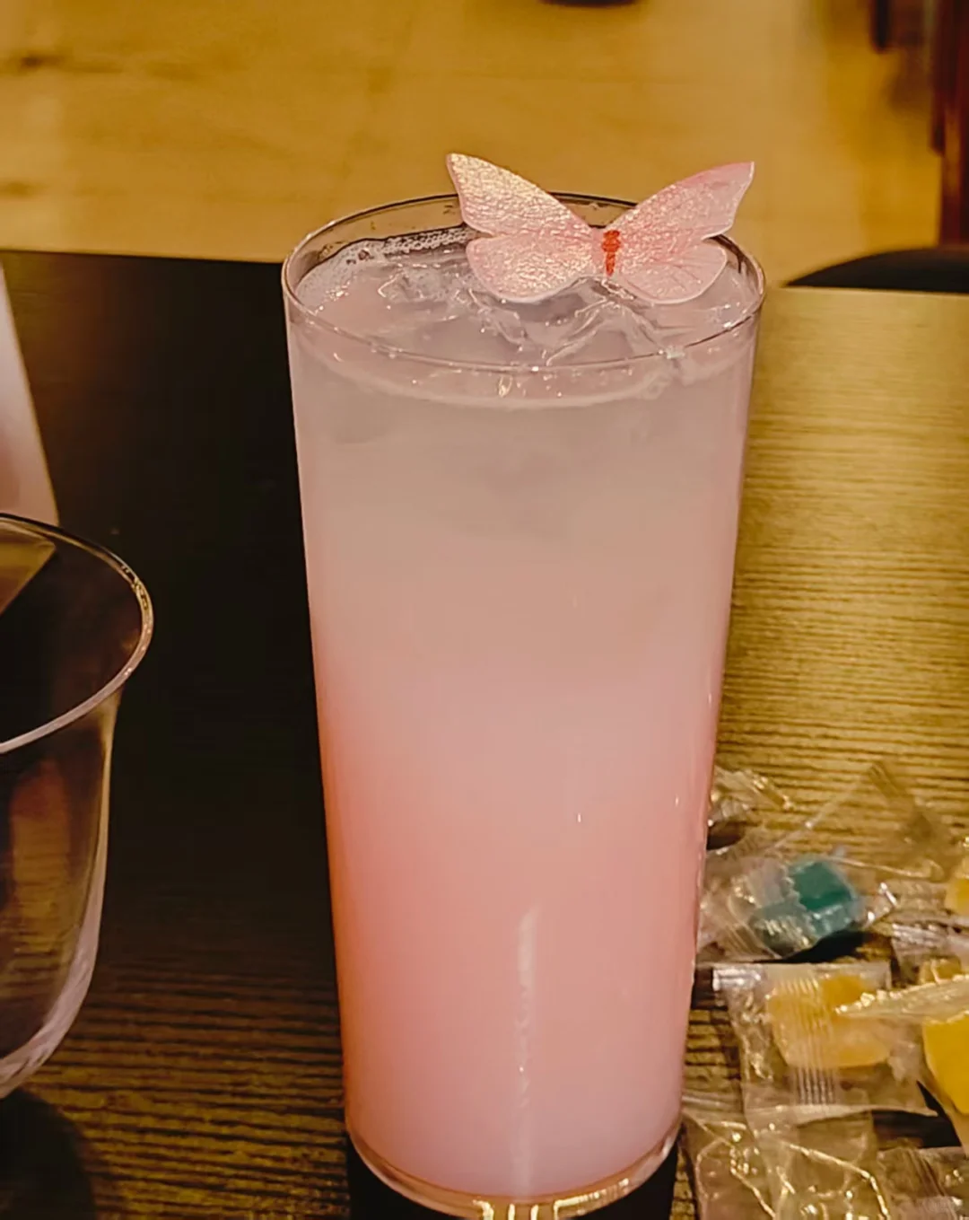 《粉色娇艳，你如今几岁了》