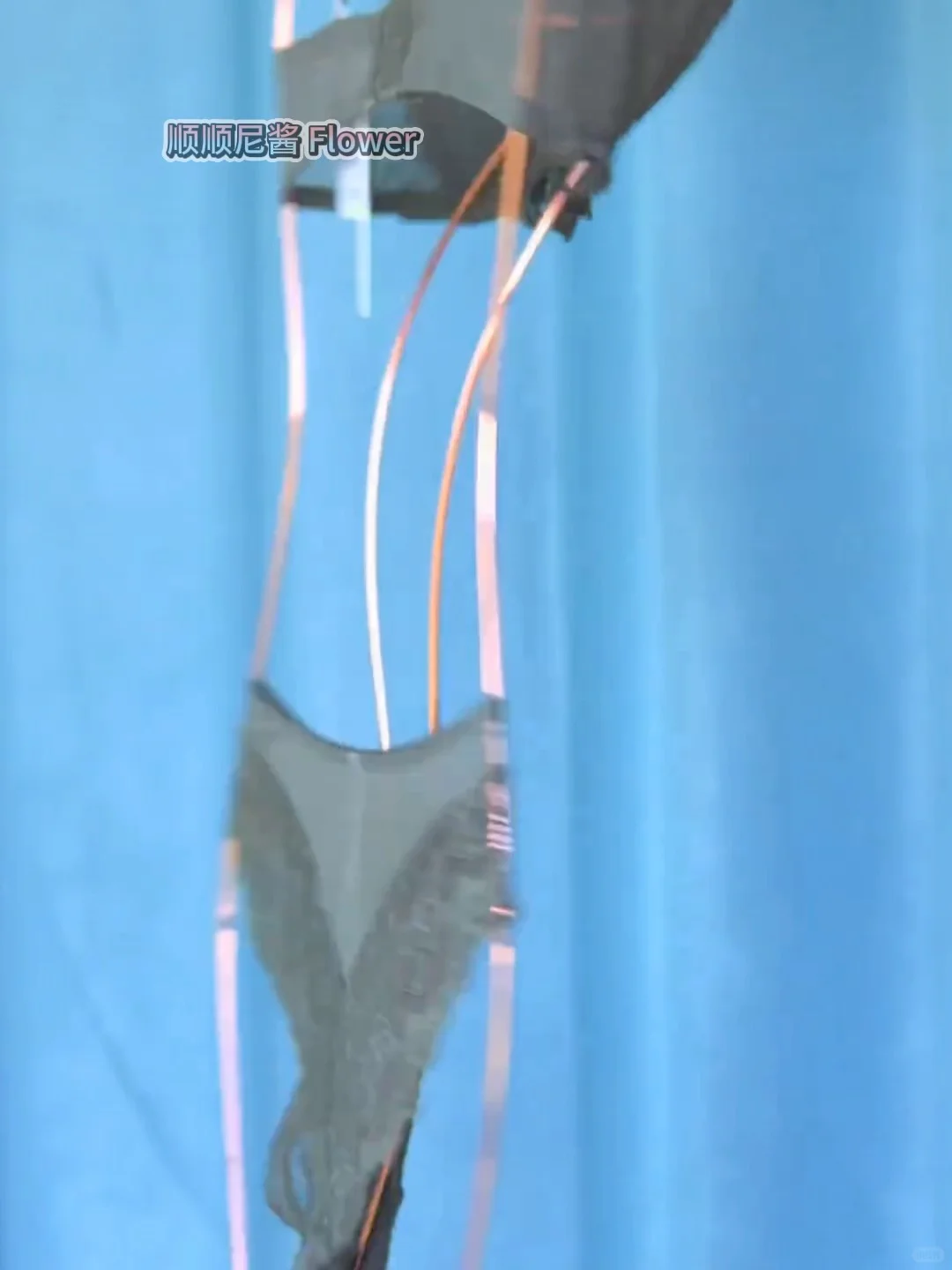 这样的蕾丝内衣套装真的很迷人🖤