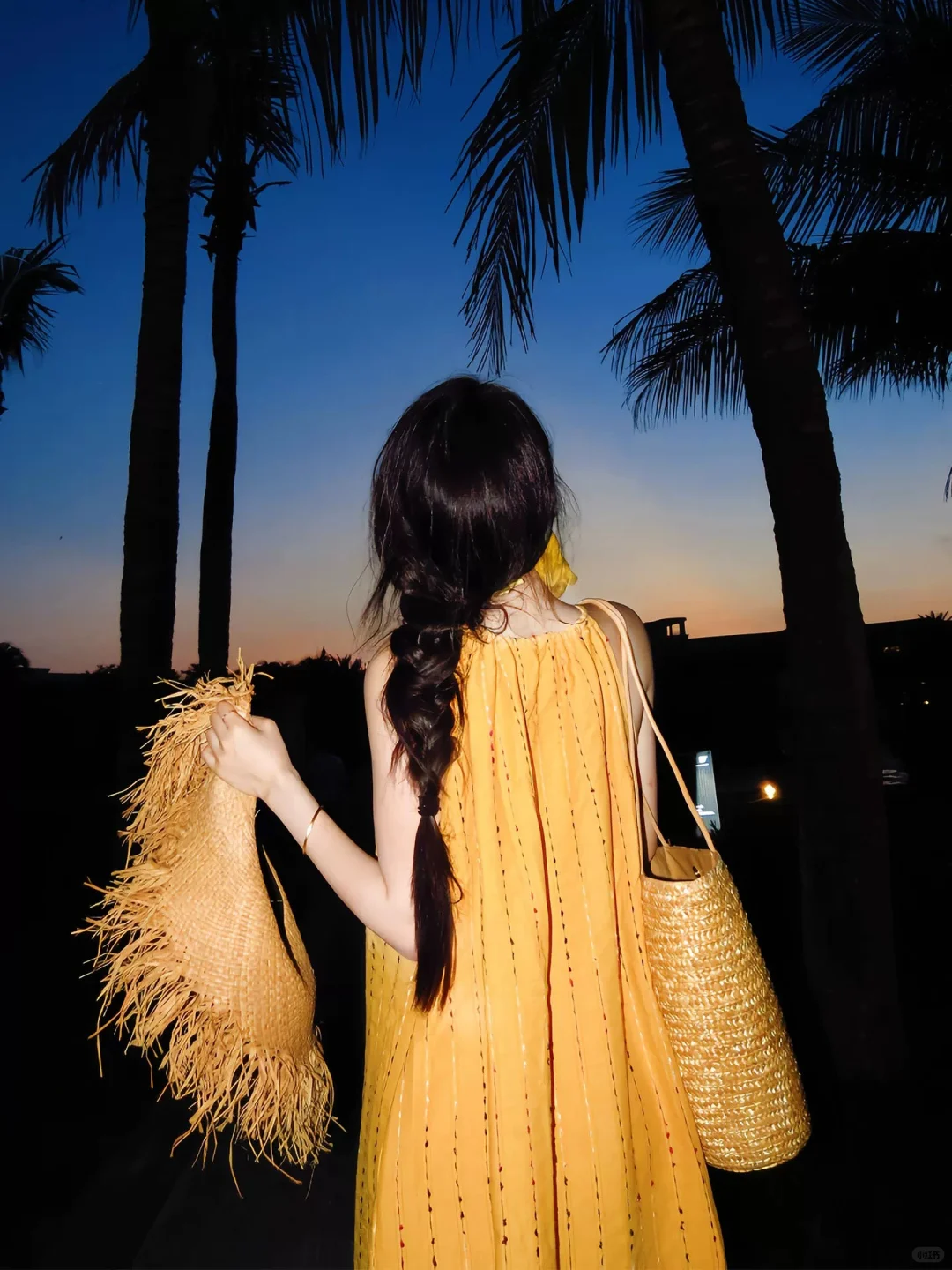 🌸度假风穿搭！显瘦又气质的黄裙