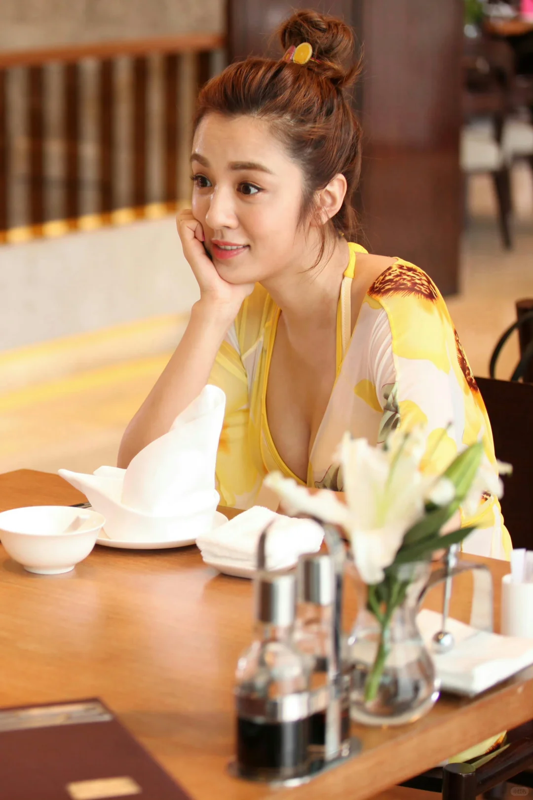 王晓晨这组泳装剧照还是很经典的