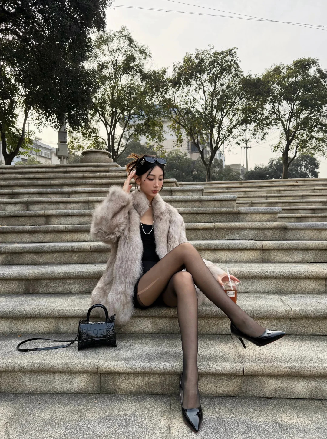 不一定斩男但斩女🕶️