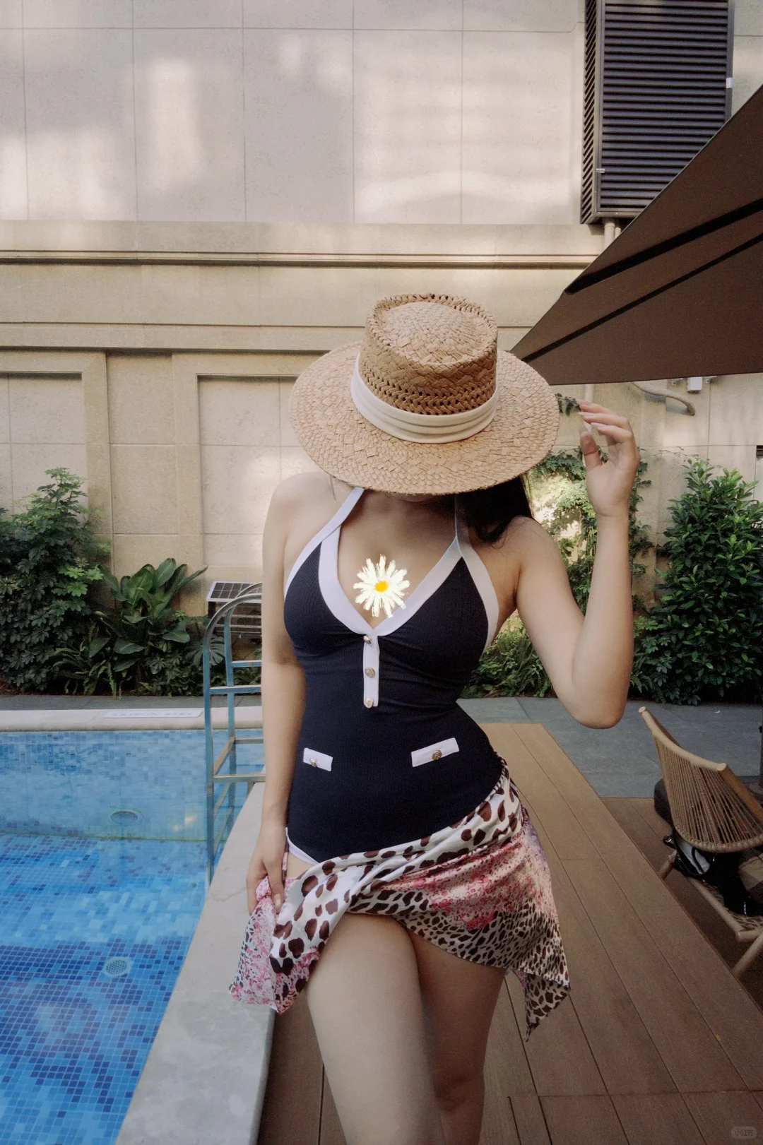 当小香风的撞色边遇上老钱