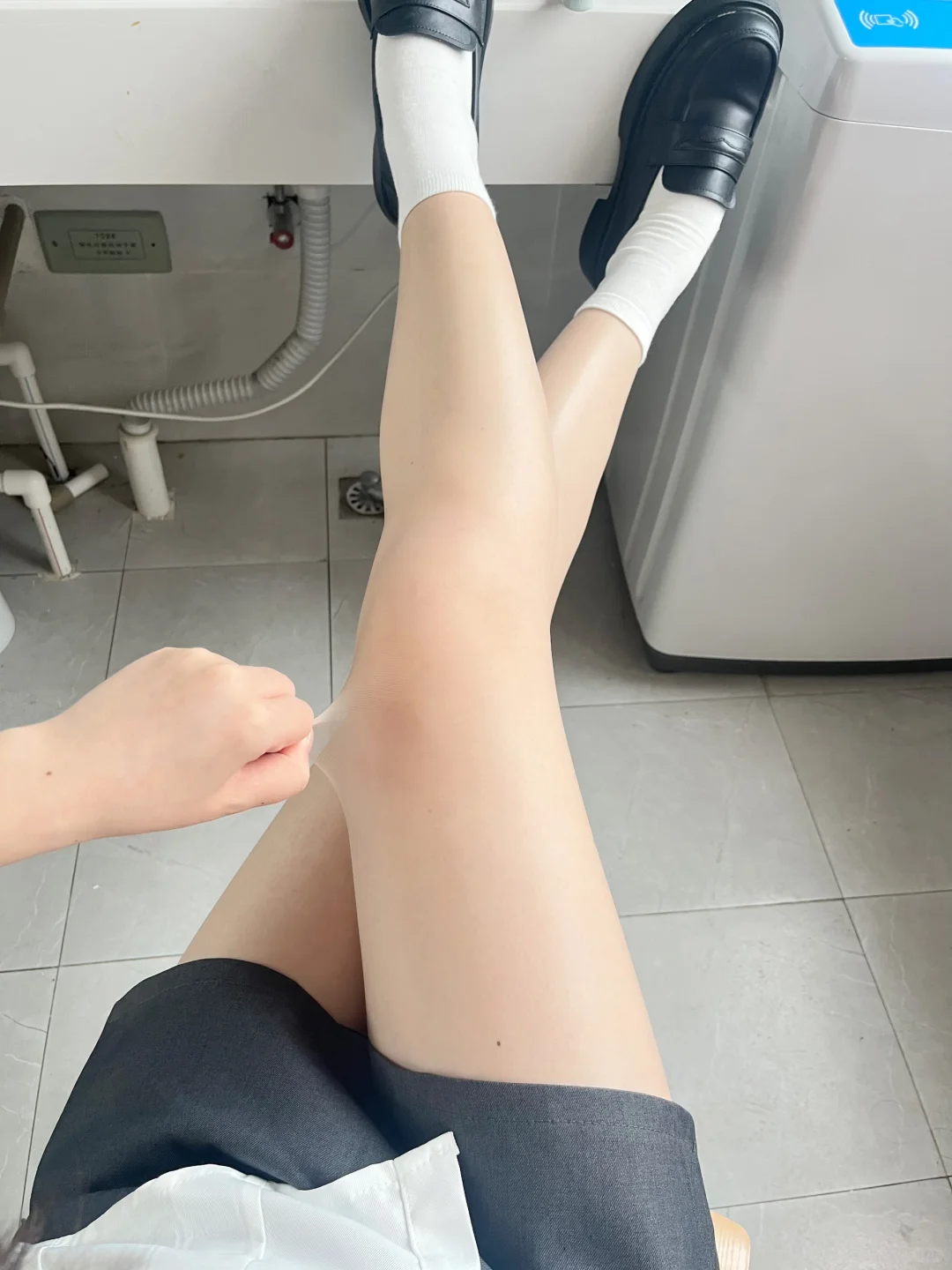 短裙配肉丝堪称一键磨皮！！！