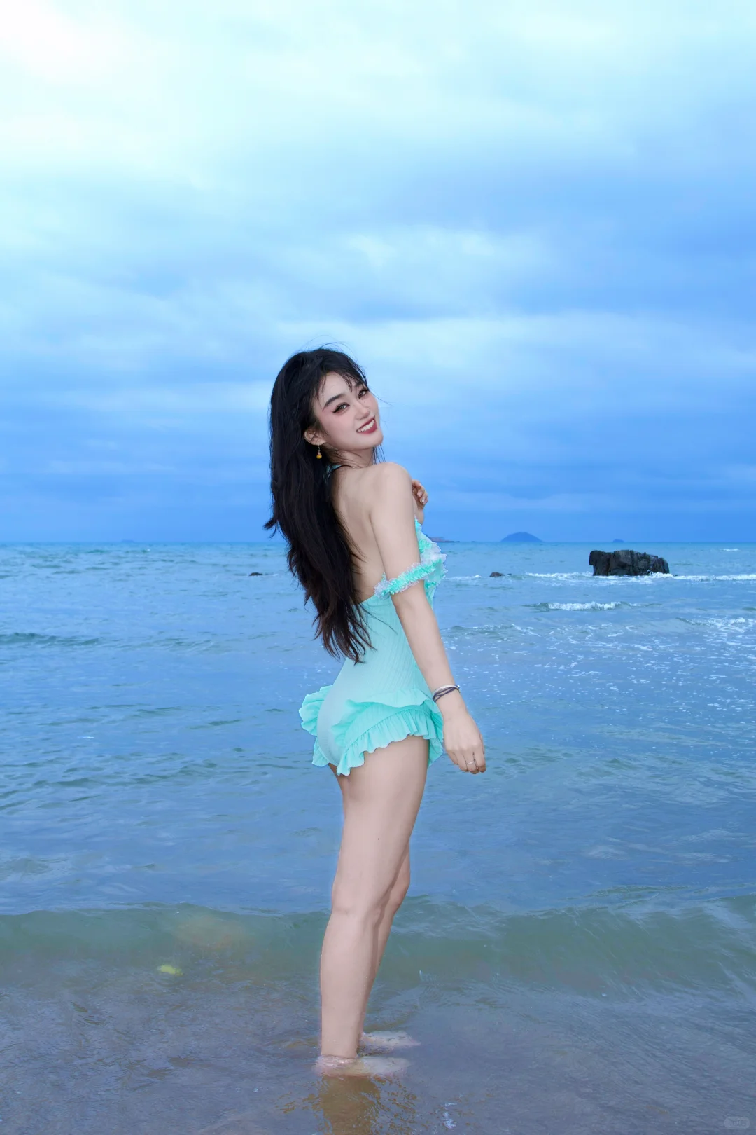 这套泳衣像仙女下凡