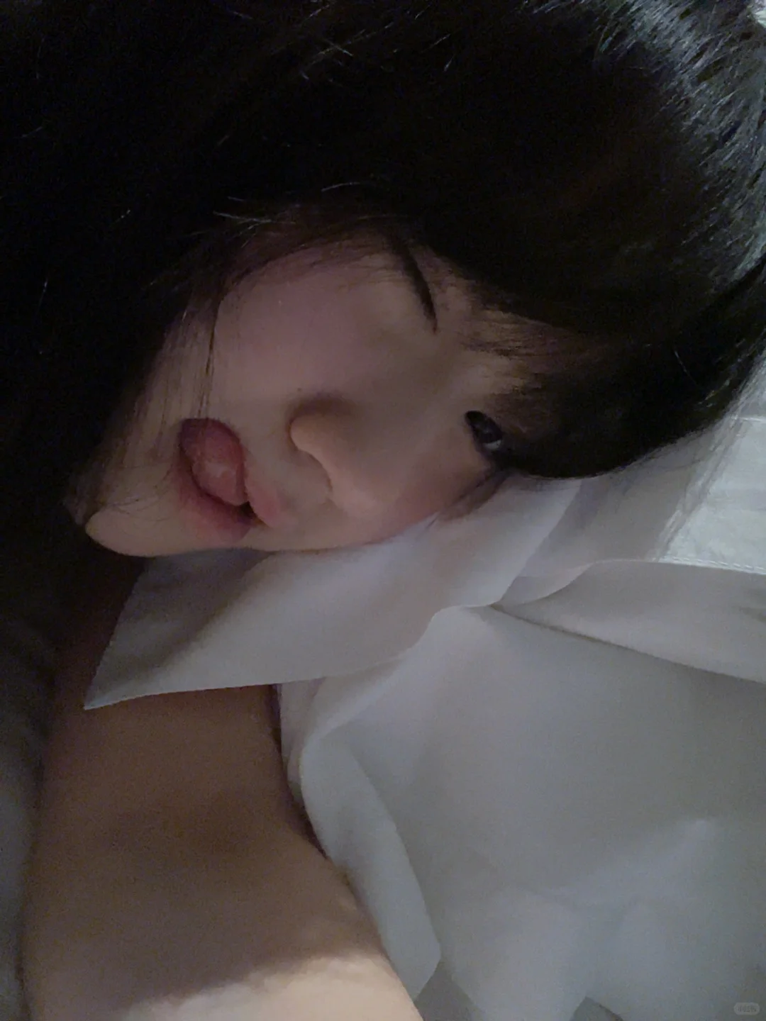 还没睡的的宝贝留个美照呗～