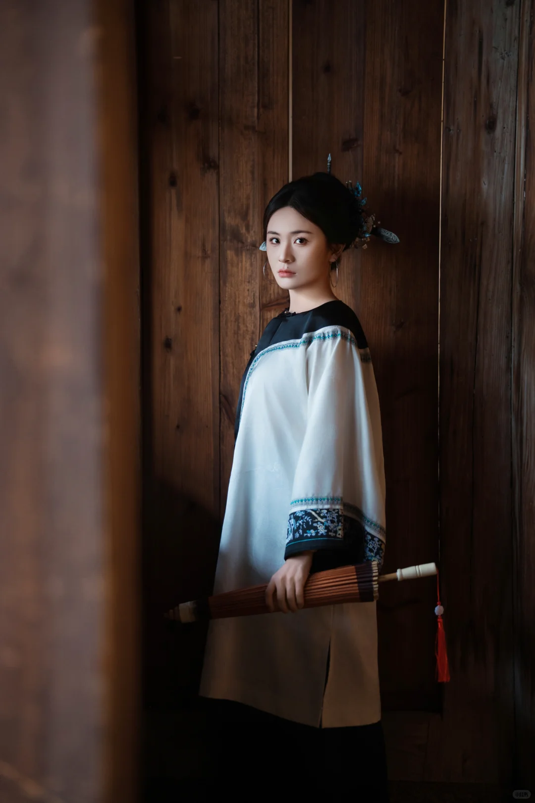 她可以是娇艳的花，也可以是锐利的剑⚔️