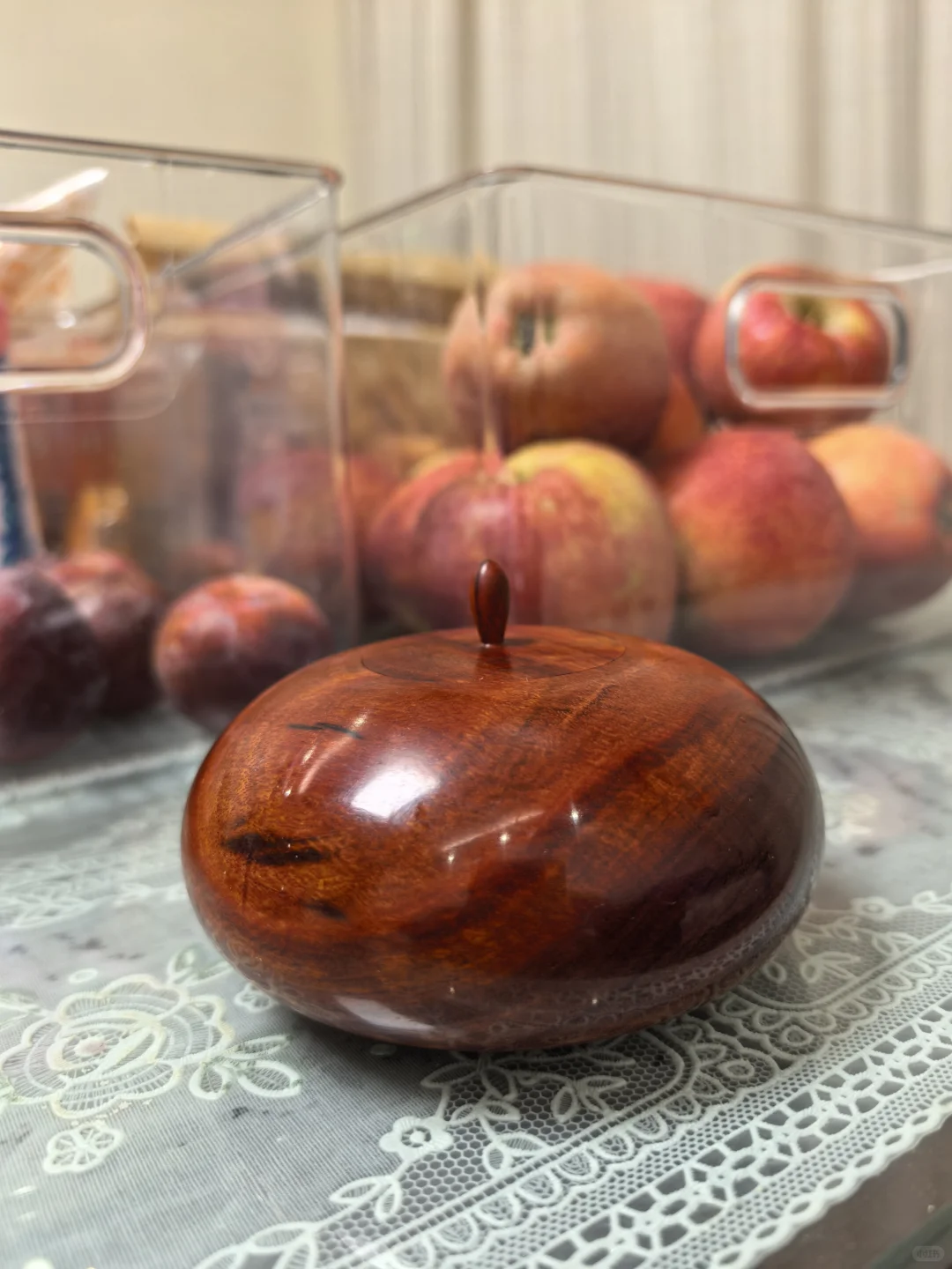 比水果的颜色更娇艳