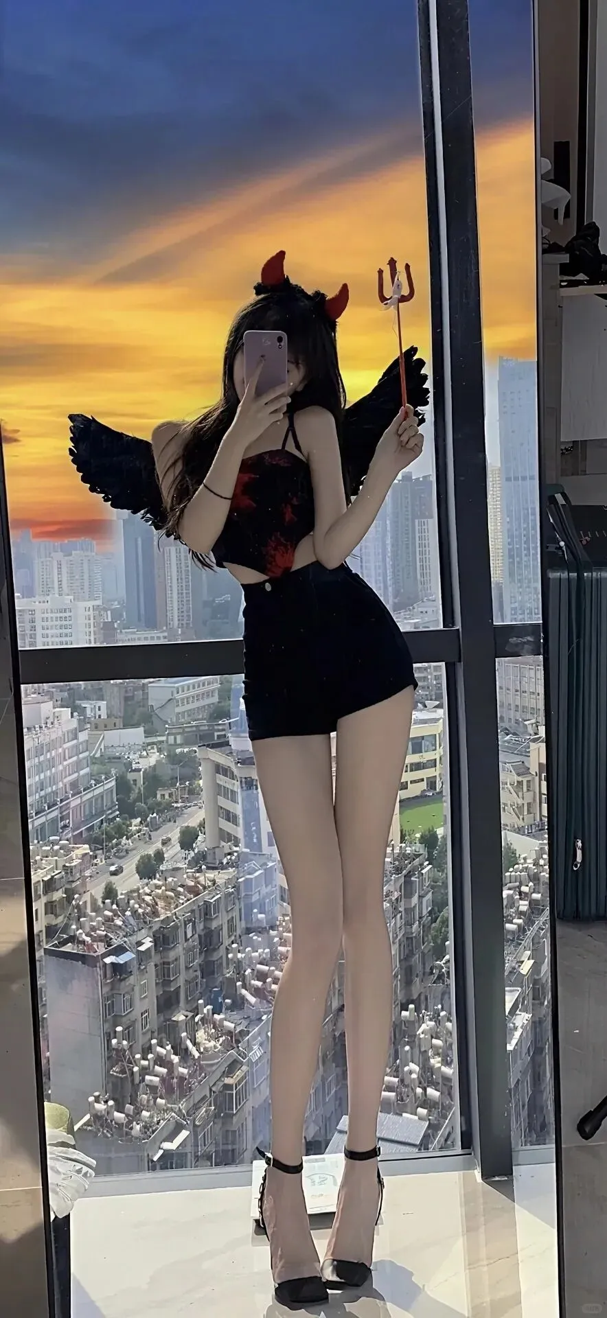 SHARE，12张腿控高清壁纸合集