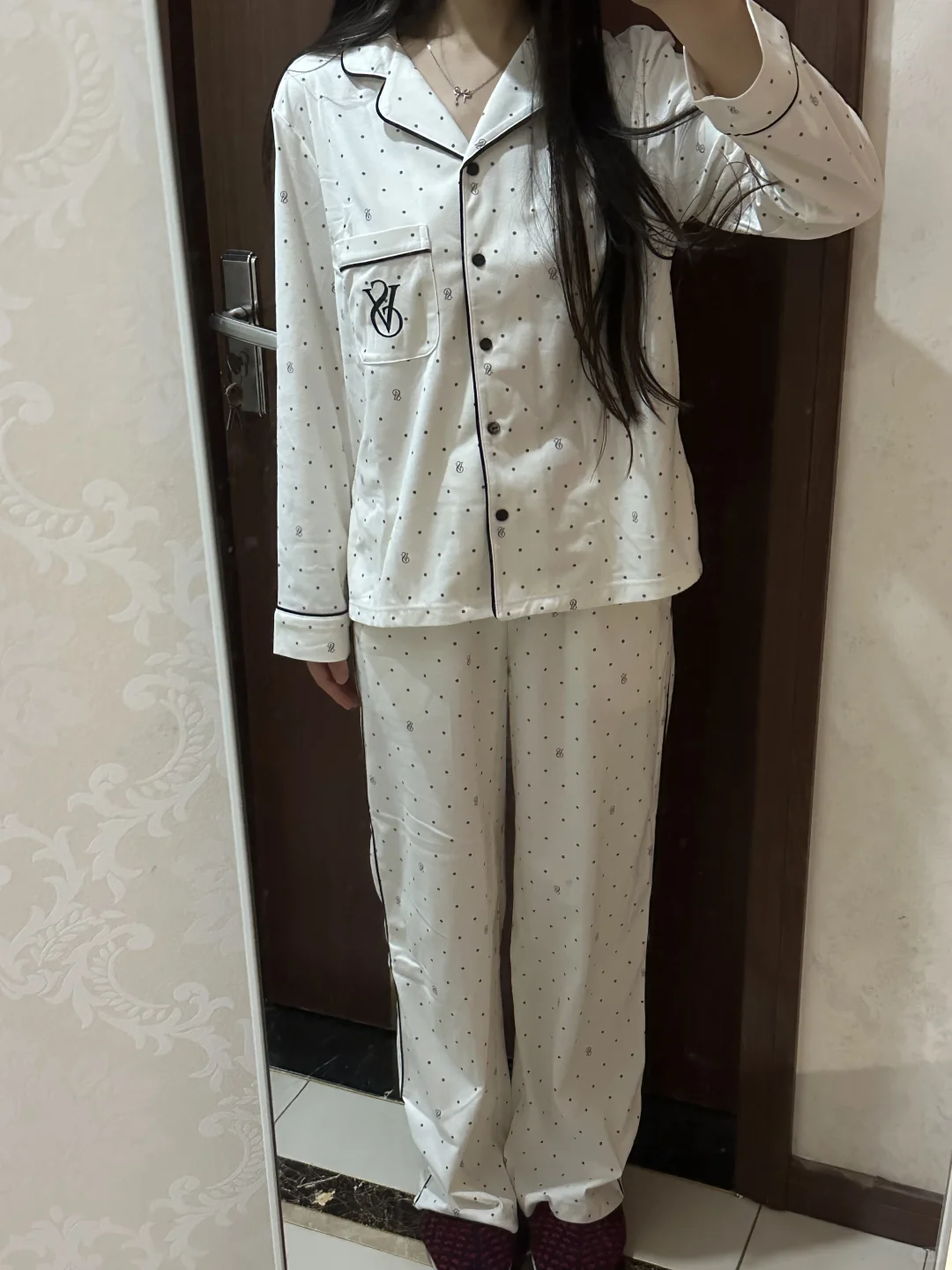 维秘睡衣留哪件