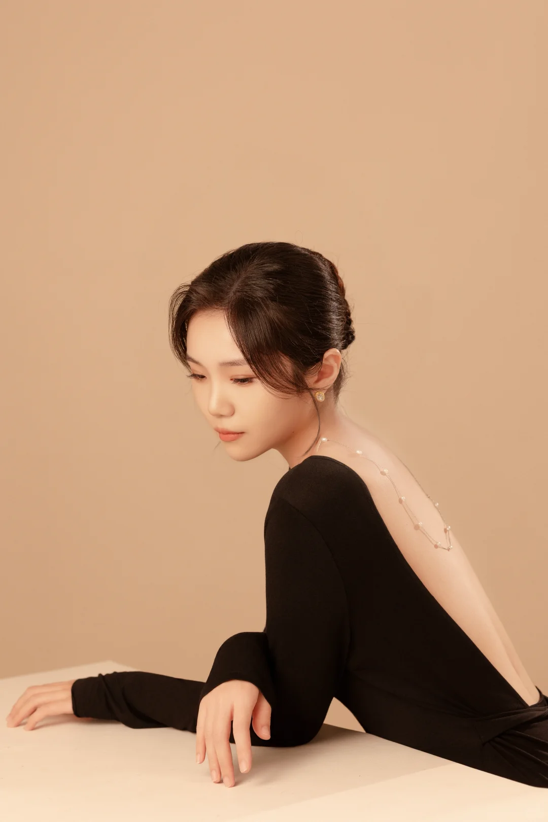 三十岁 我爱我的凹陷和棱角