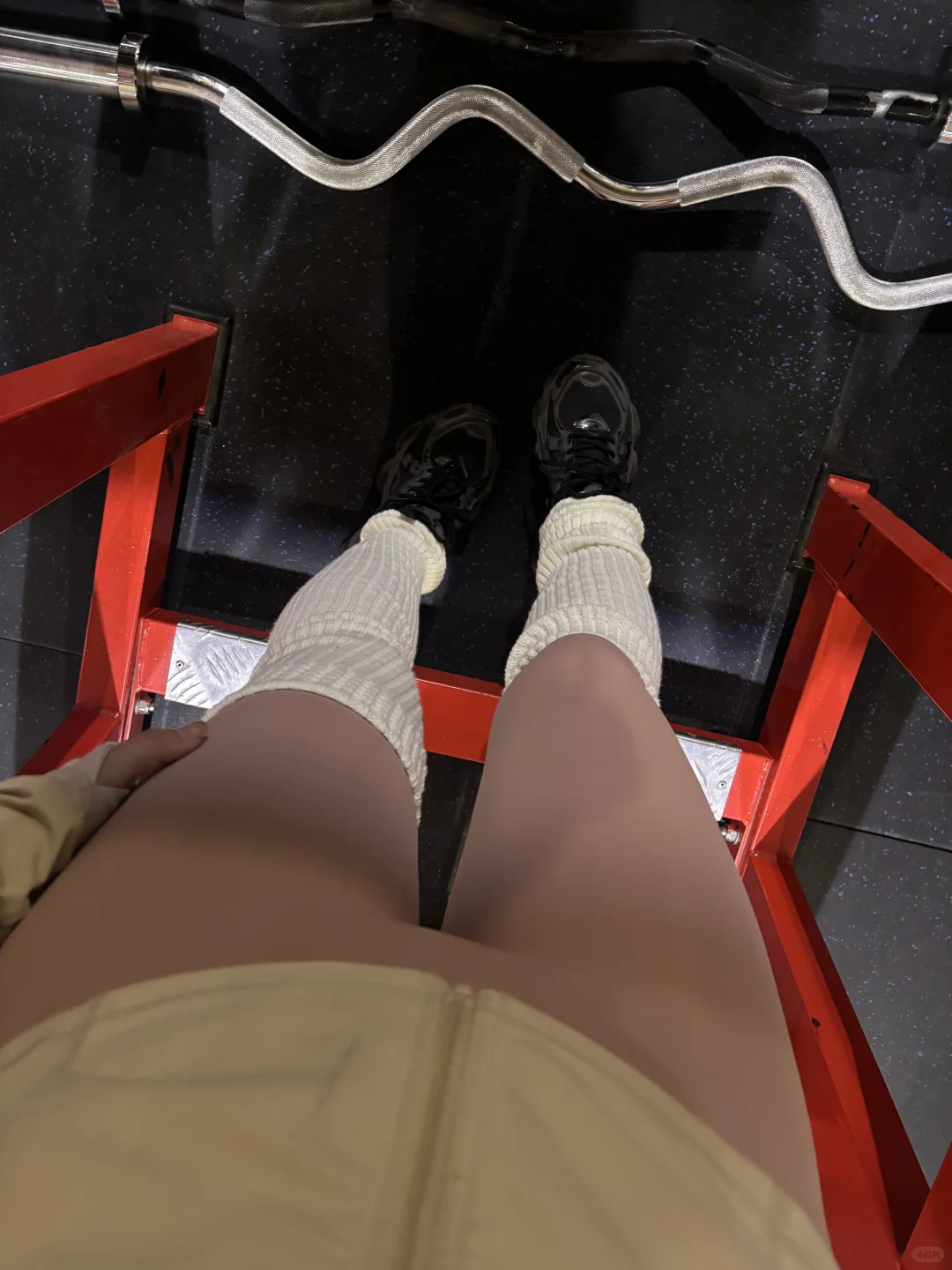 瑜伽裤和袜套绝配ootd🥵