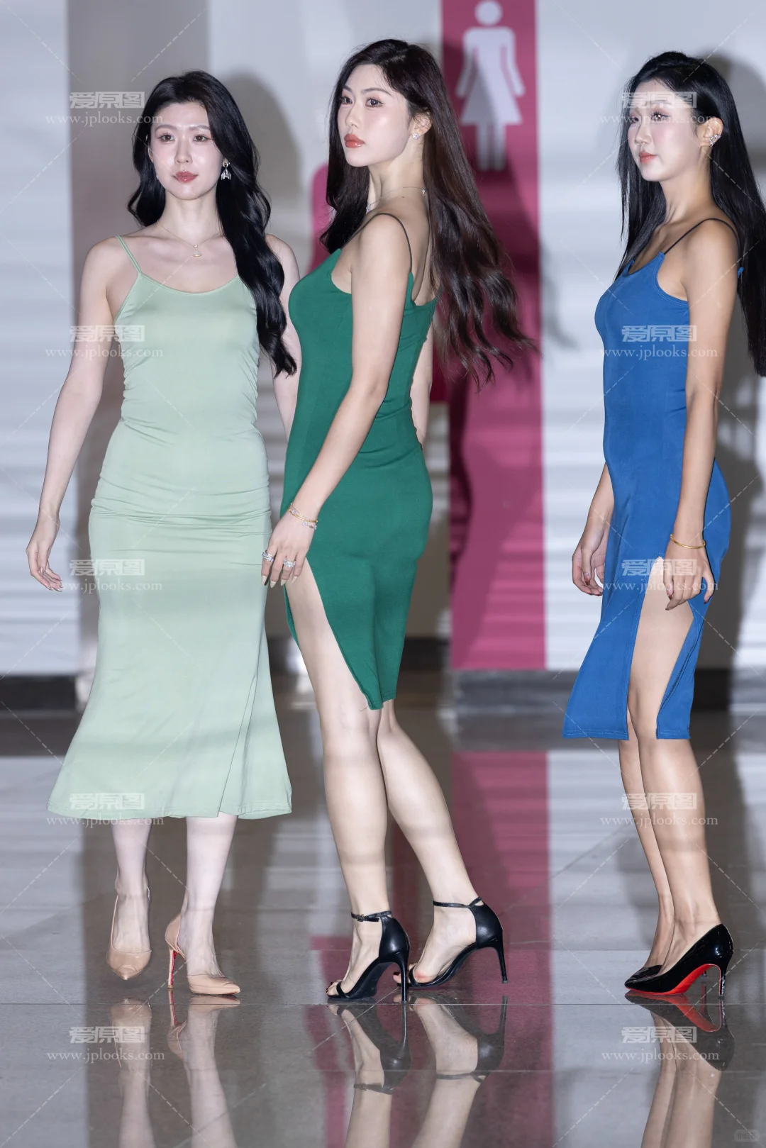 三美网红车模走秀