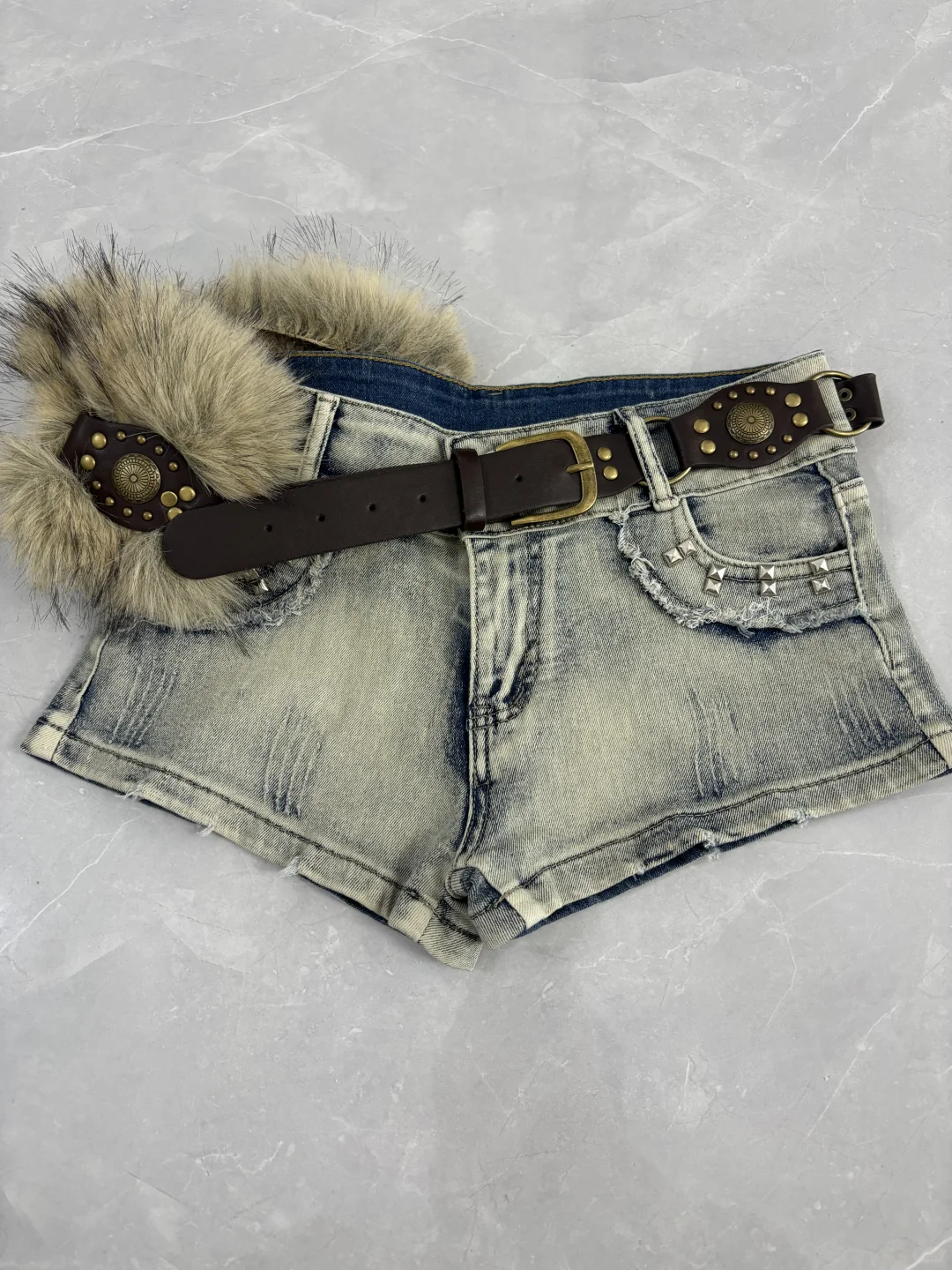 好显腰臀比的辣妹短裤！ju显瘦啊！！