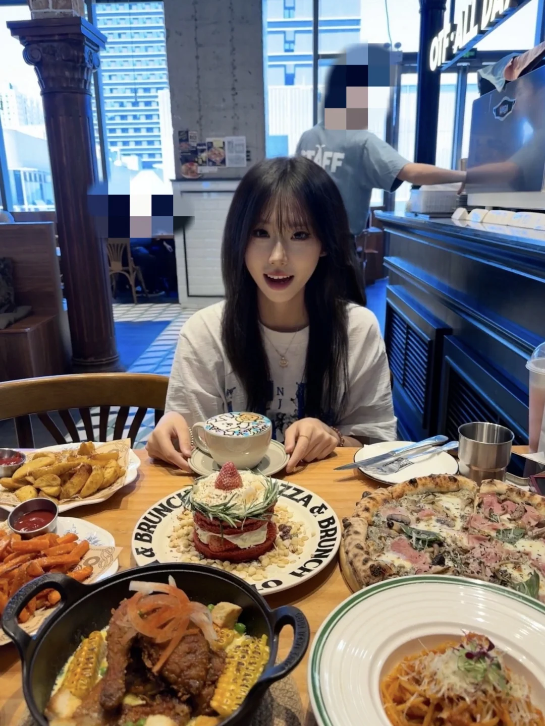 跟我一起吃饭吧姐姐